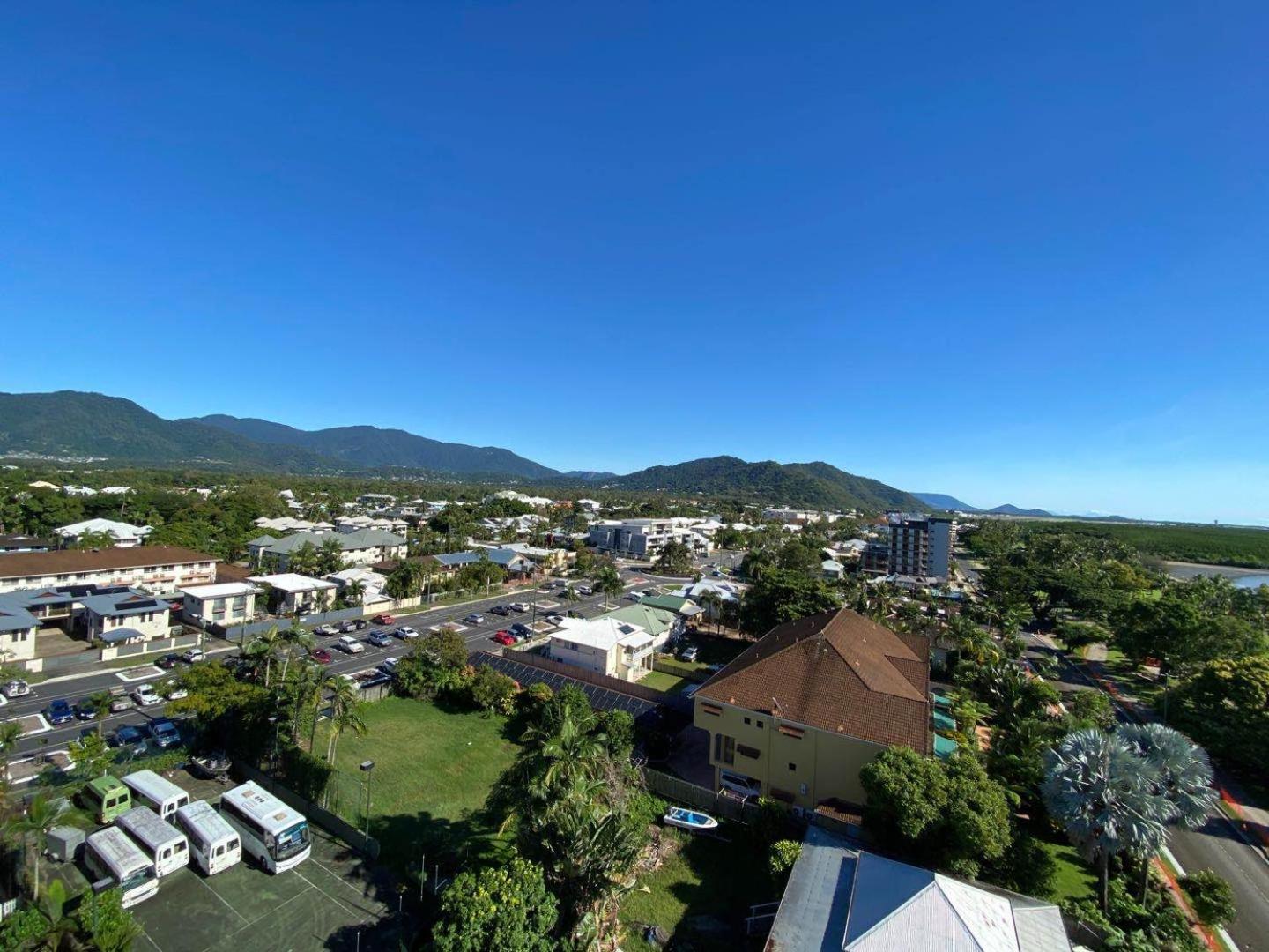 Deluxe Mountain View Double or Twin photo 2