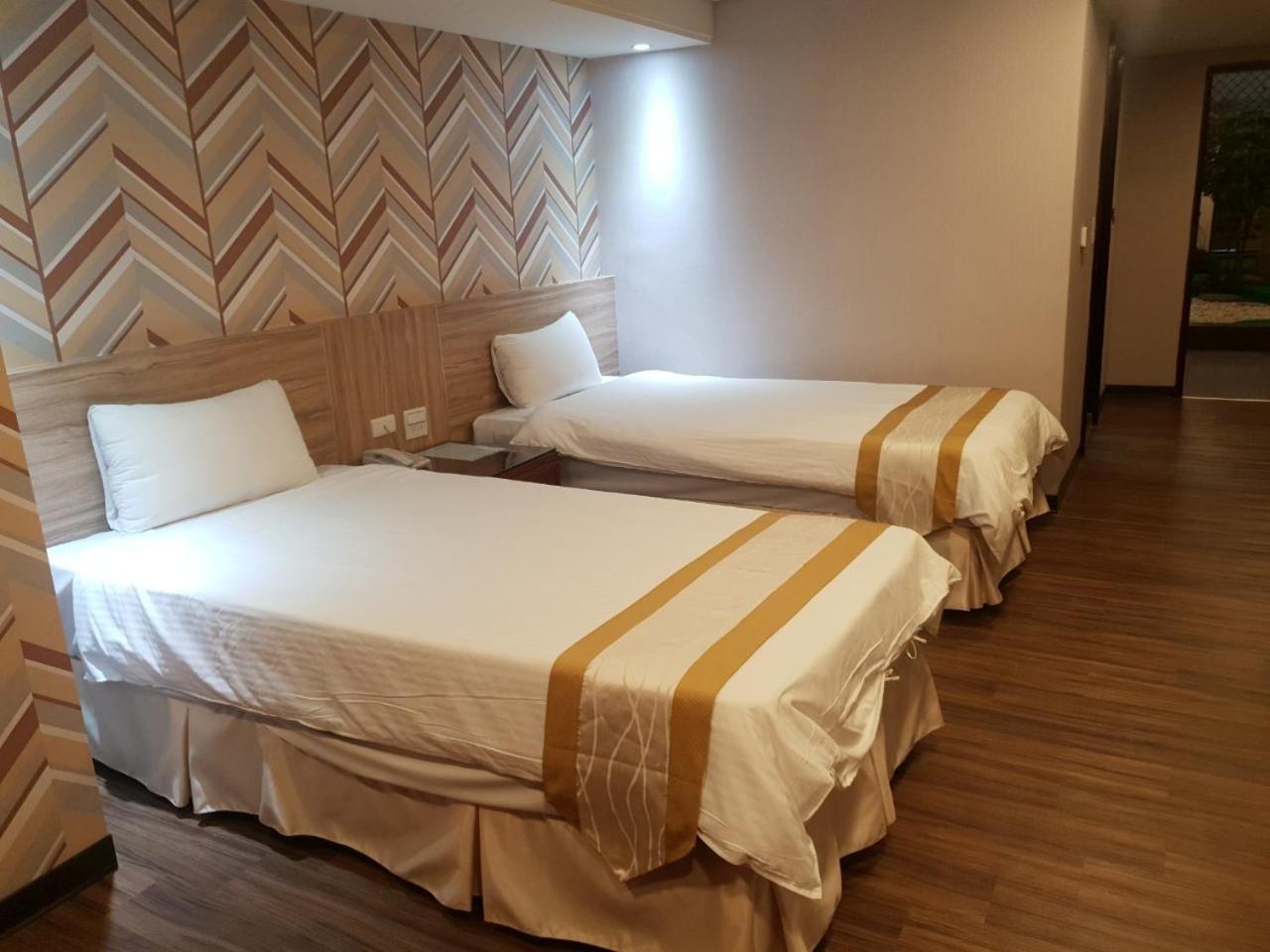 Deluxe Twin Room photo 2