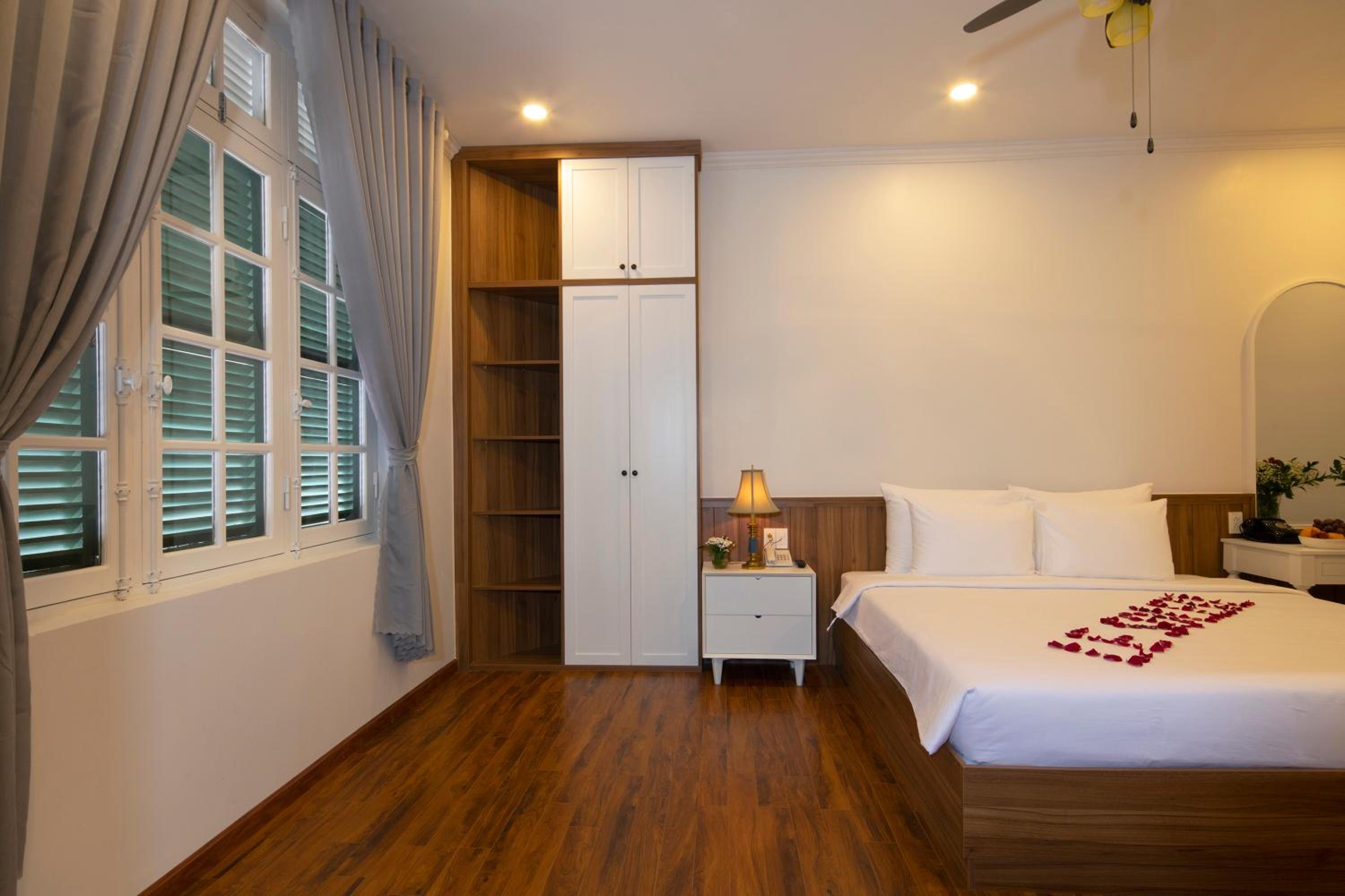 Deluxe Double Room - Photo 1