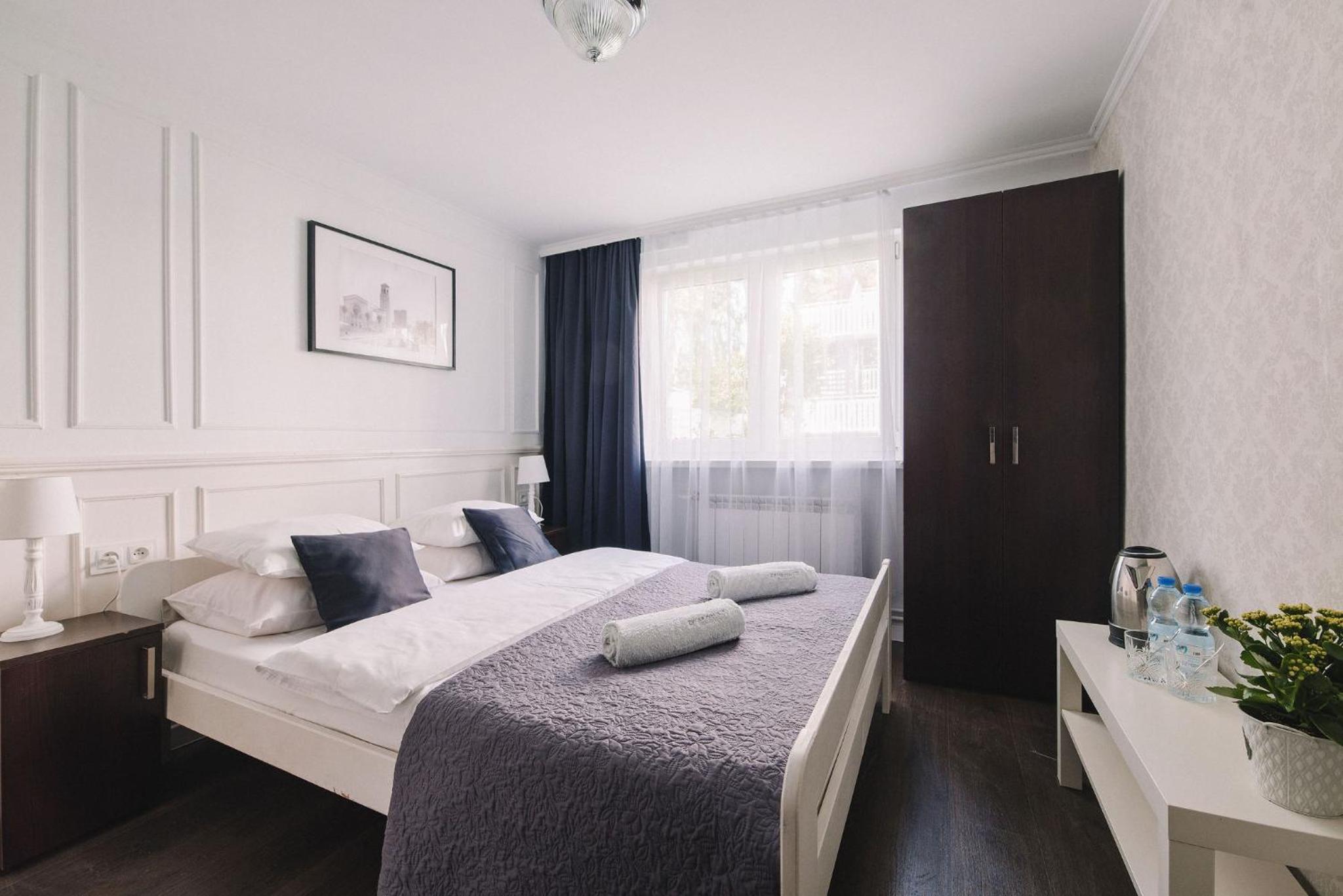 Small Double Room photo 1