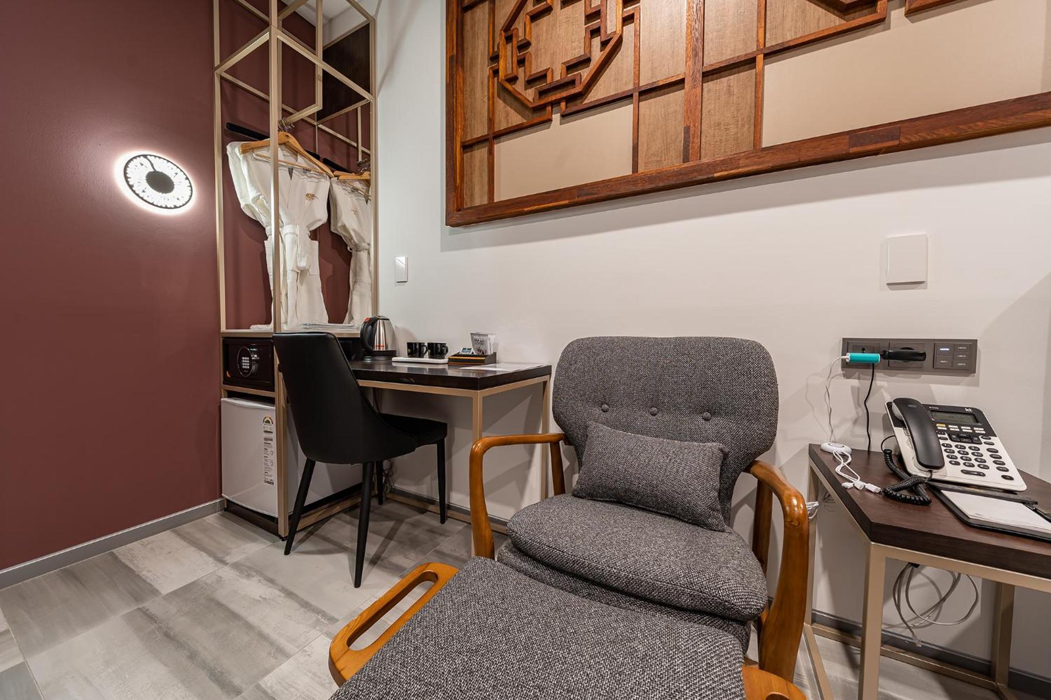 Double Room - Photo 4