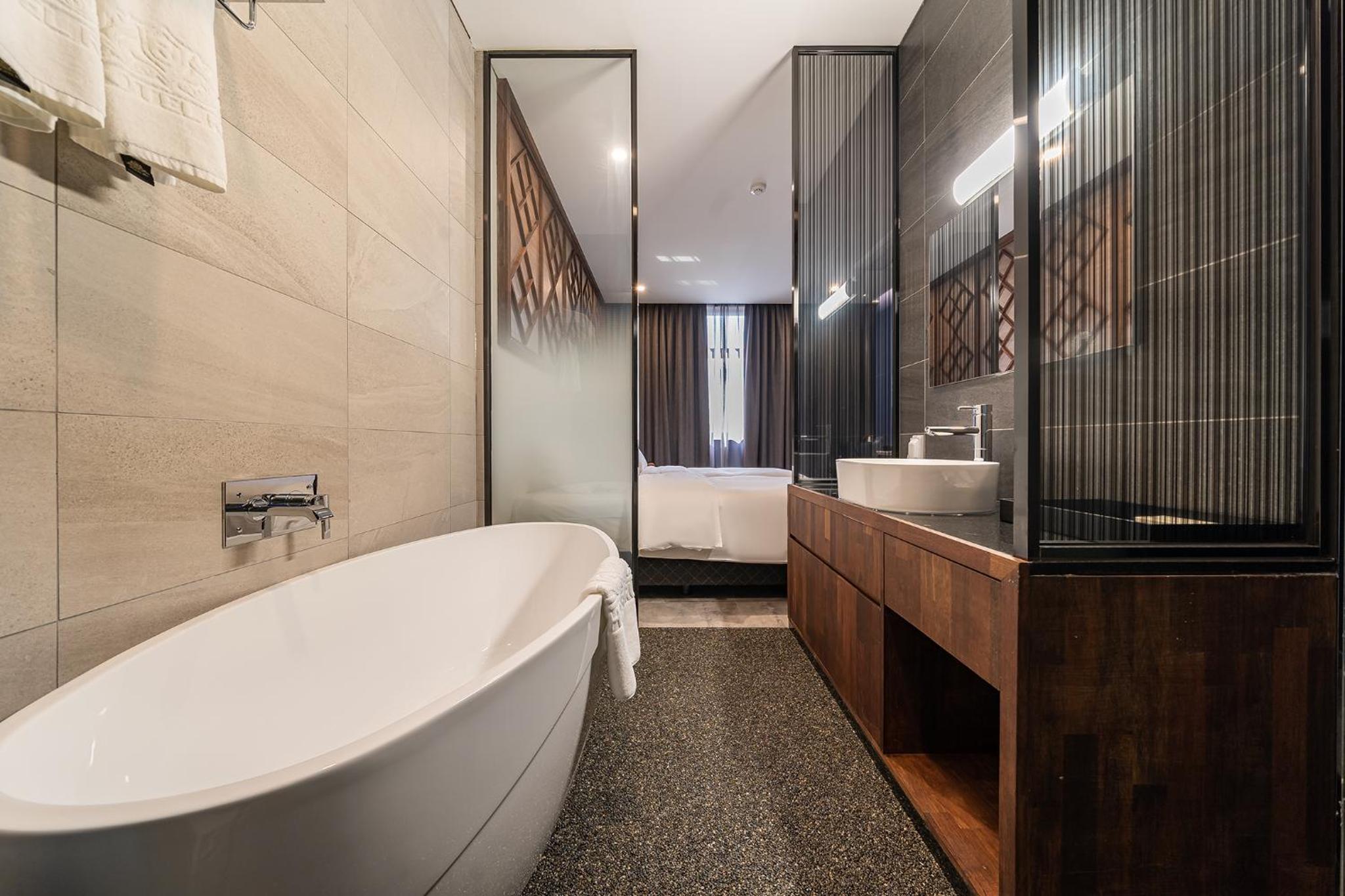 Superior Twin Room - Photo 5