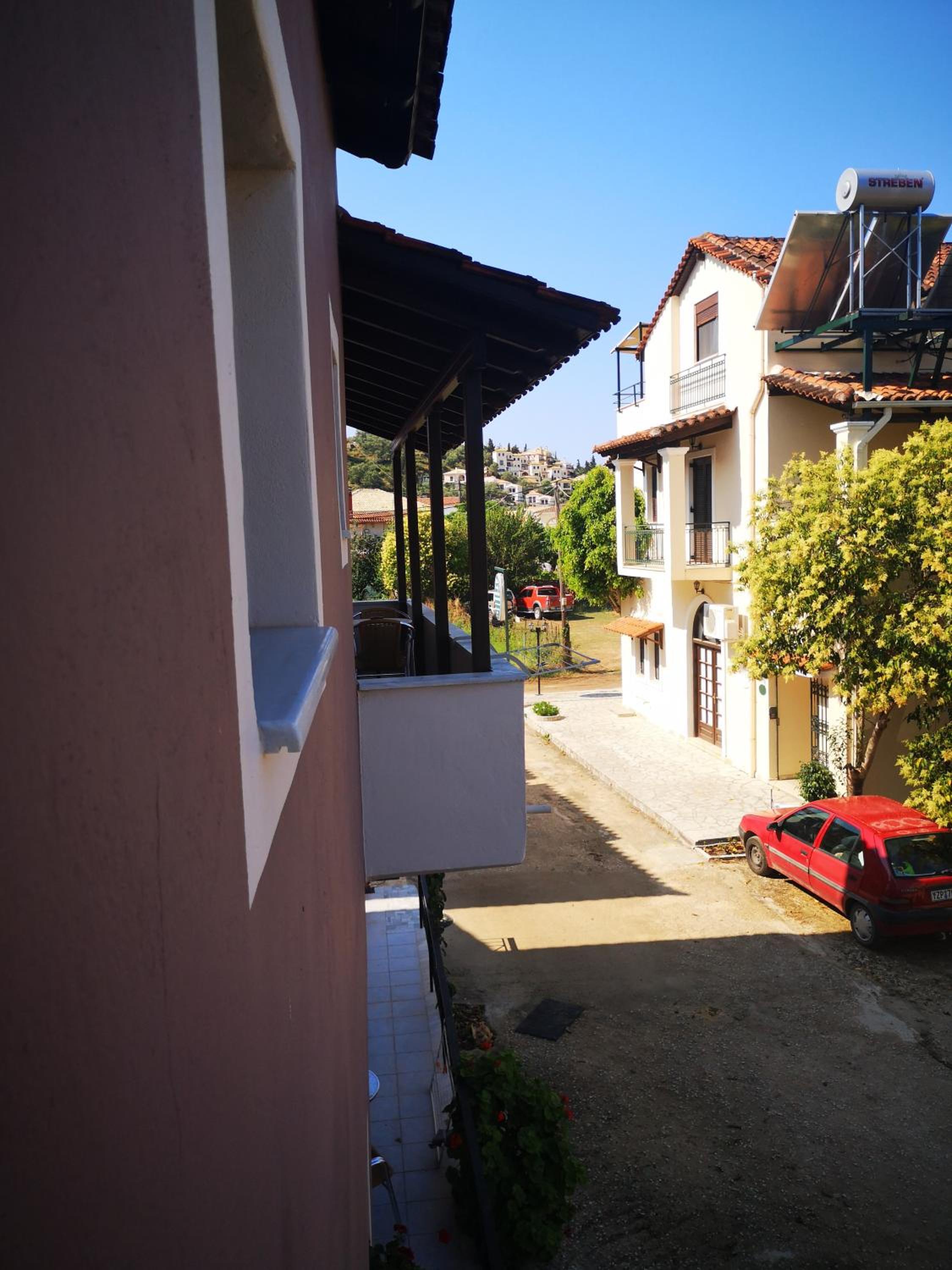 Studio with Balcony