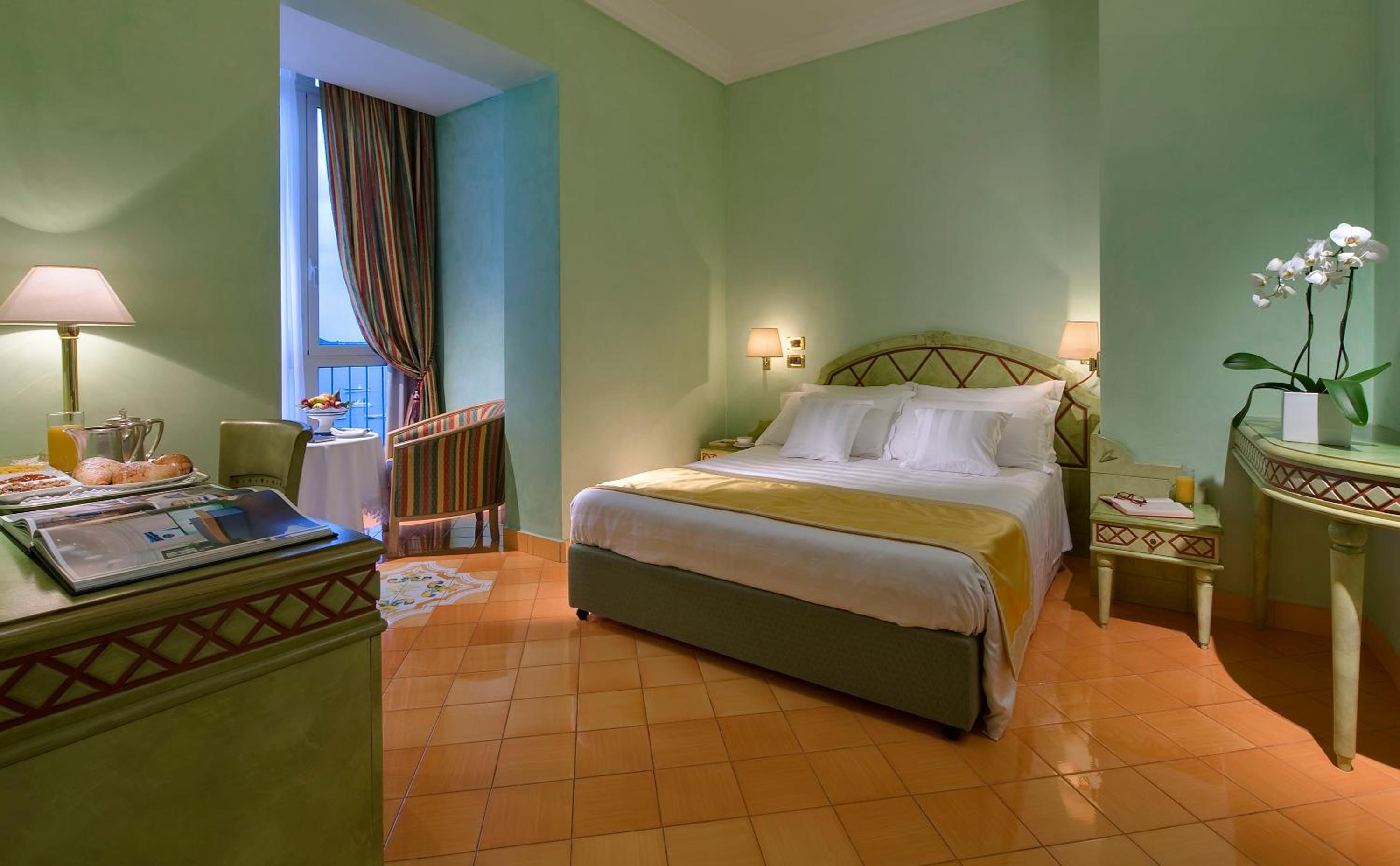 Superior Double or Twin Room with Sea View - Photo 2