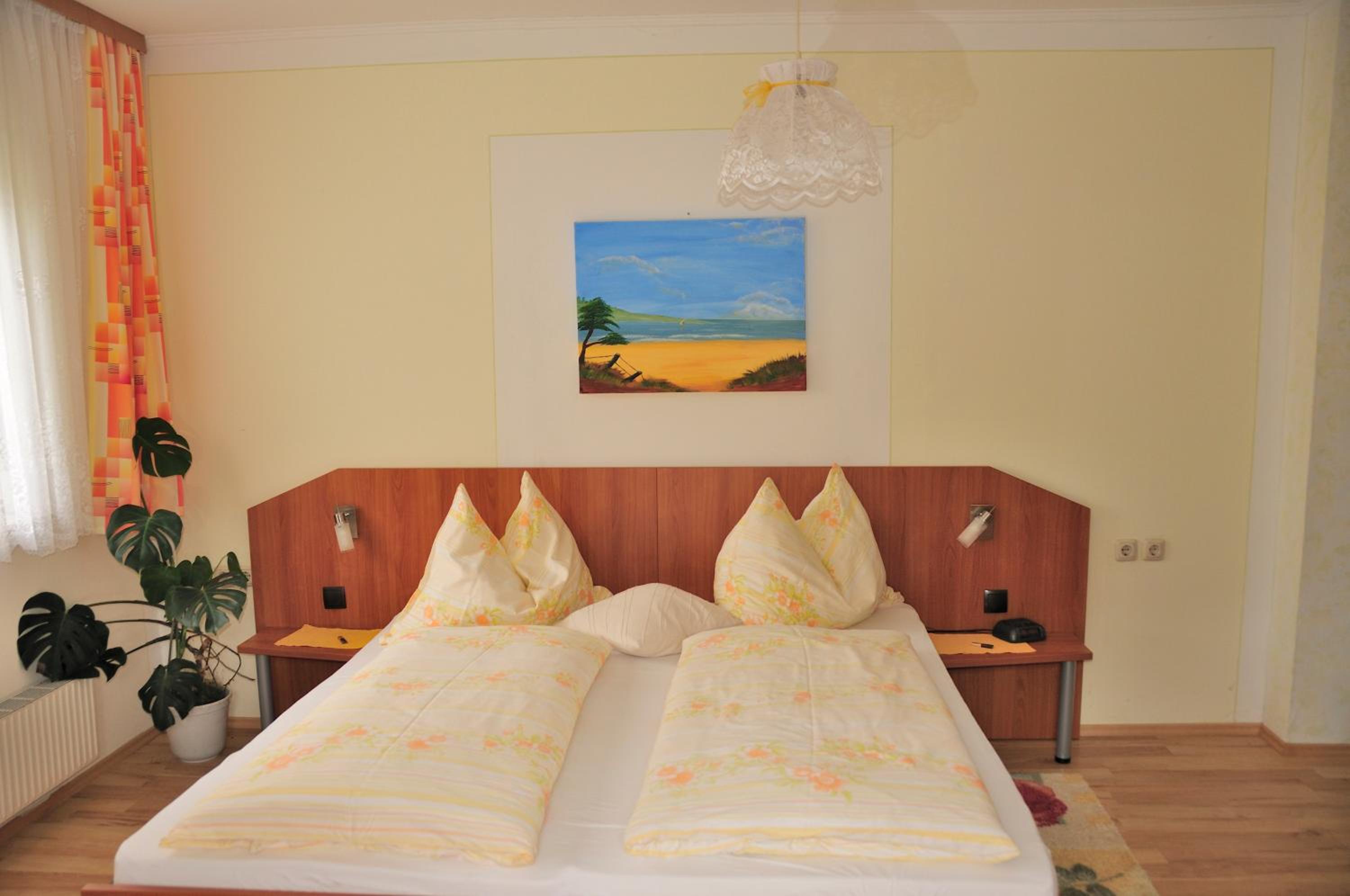 Double Room with Balcony photo 2