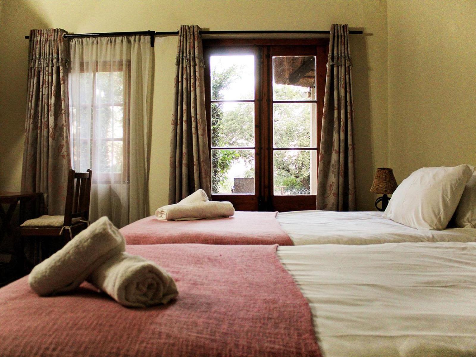 Standard Twin Room photo 2