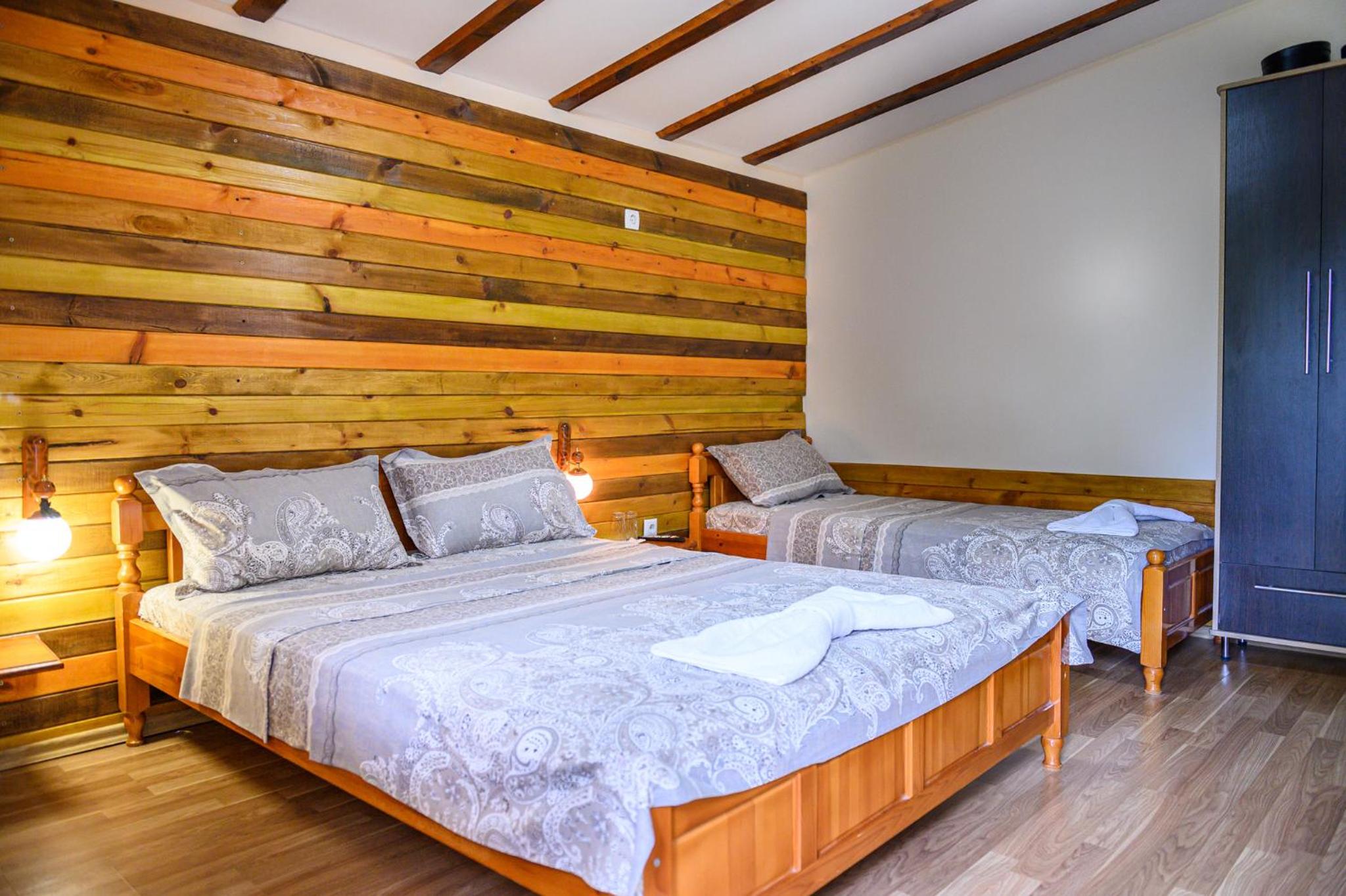 Double Room with Extra Bed photo 1
