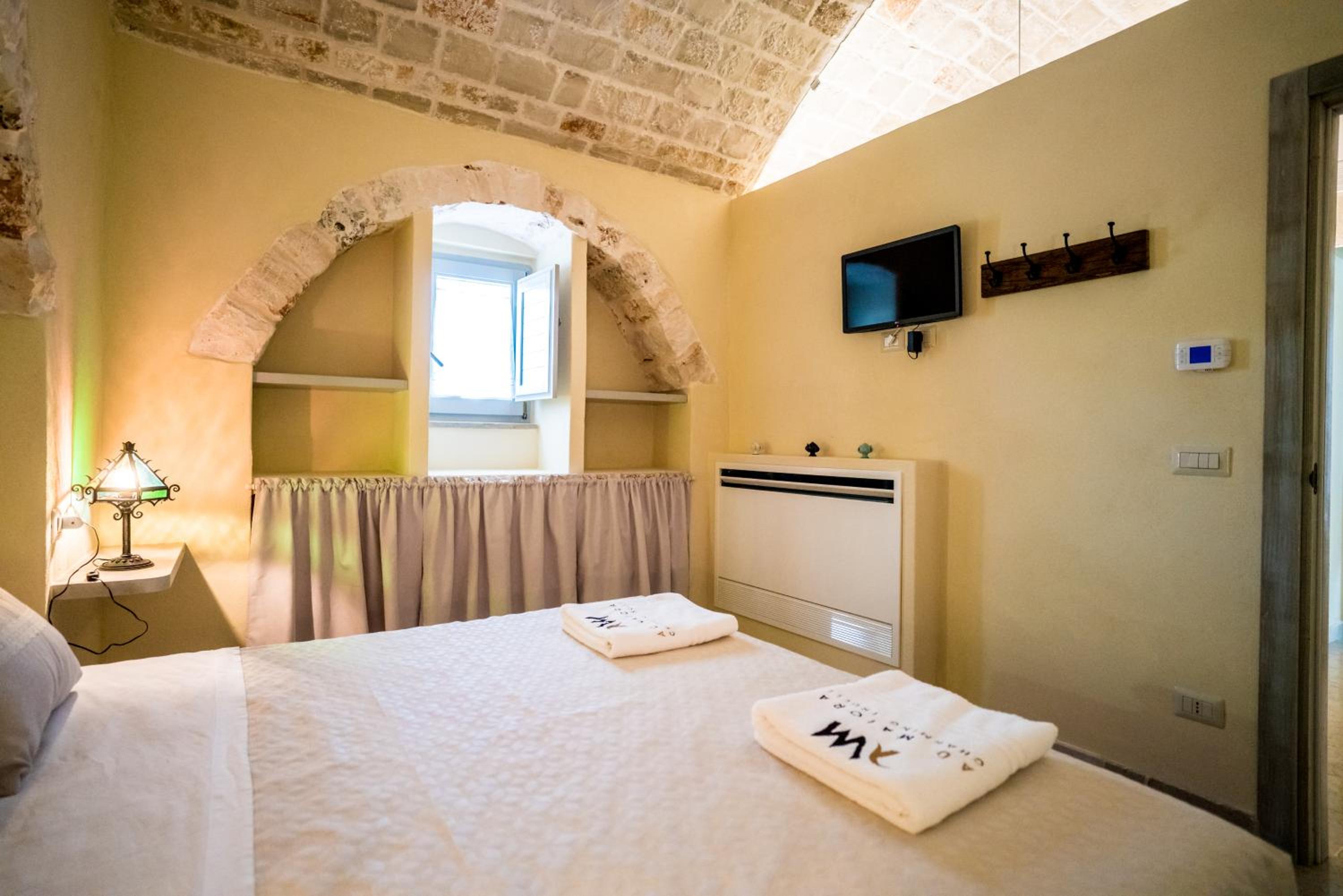 One-Bedroom Villa - Photo 17