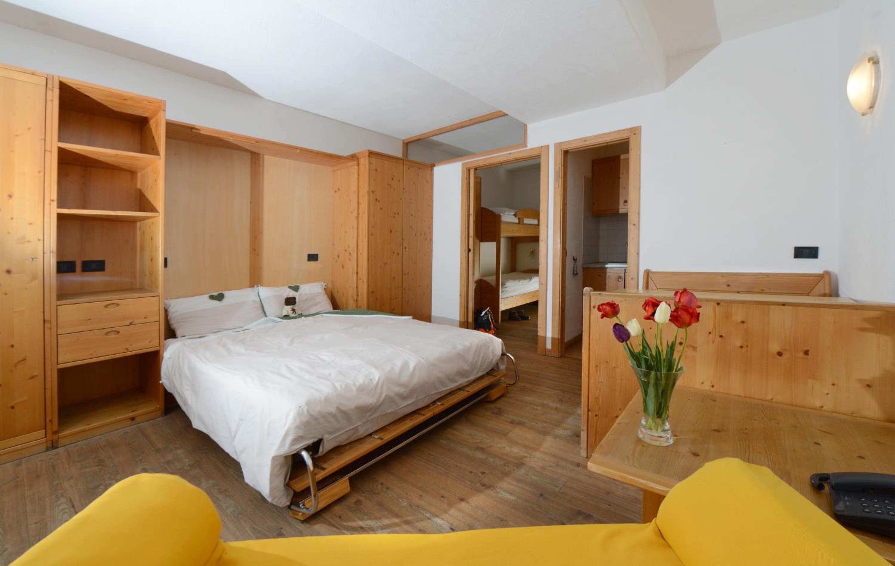 Studio (4 Adults) with Panoramic View photo 1