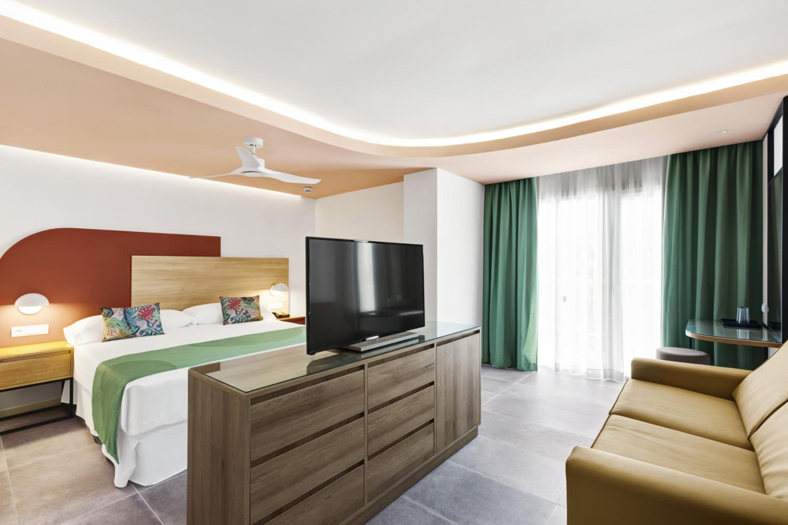 Large Double Room