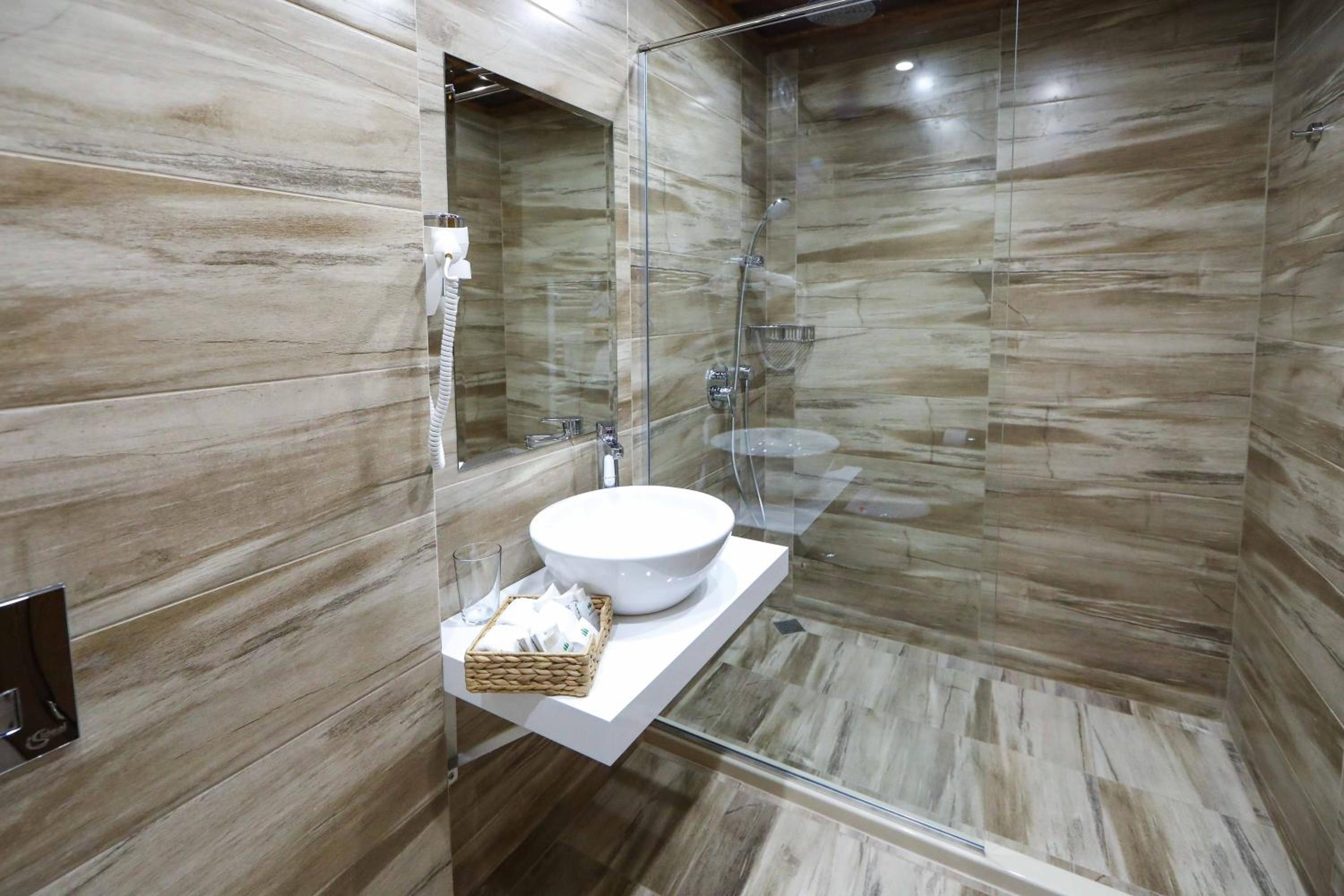 Triple Room - Photo 15