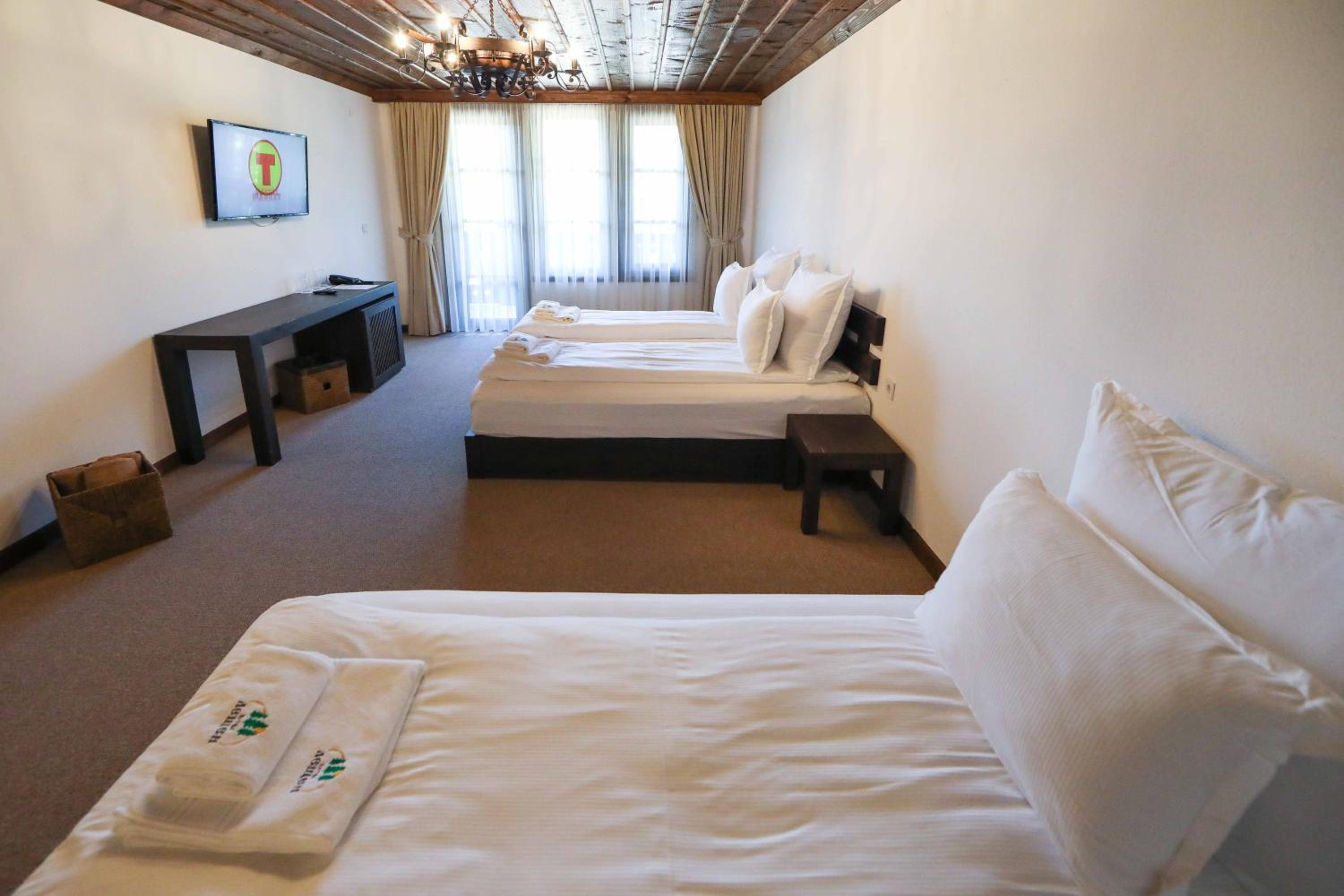 Triple Room - Photo 17