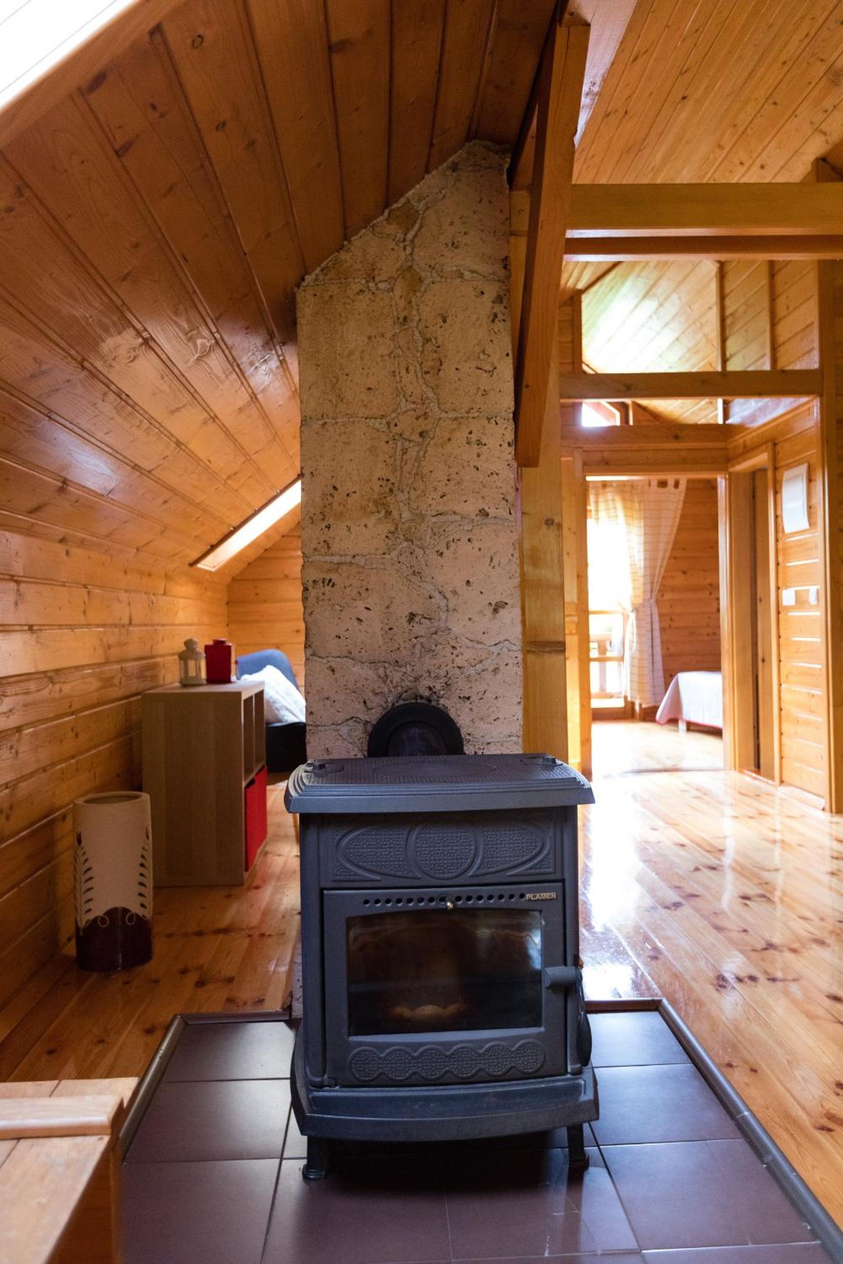 Comfort One-Bedroom Apartment - Photo 32