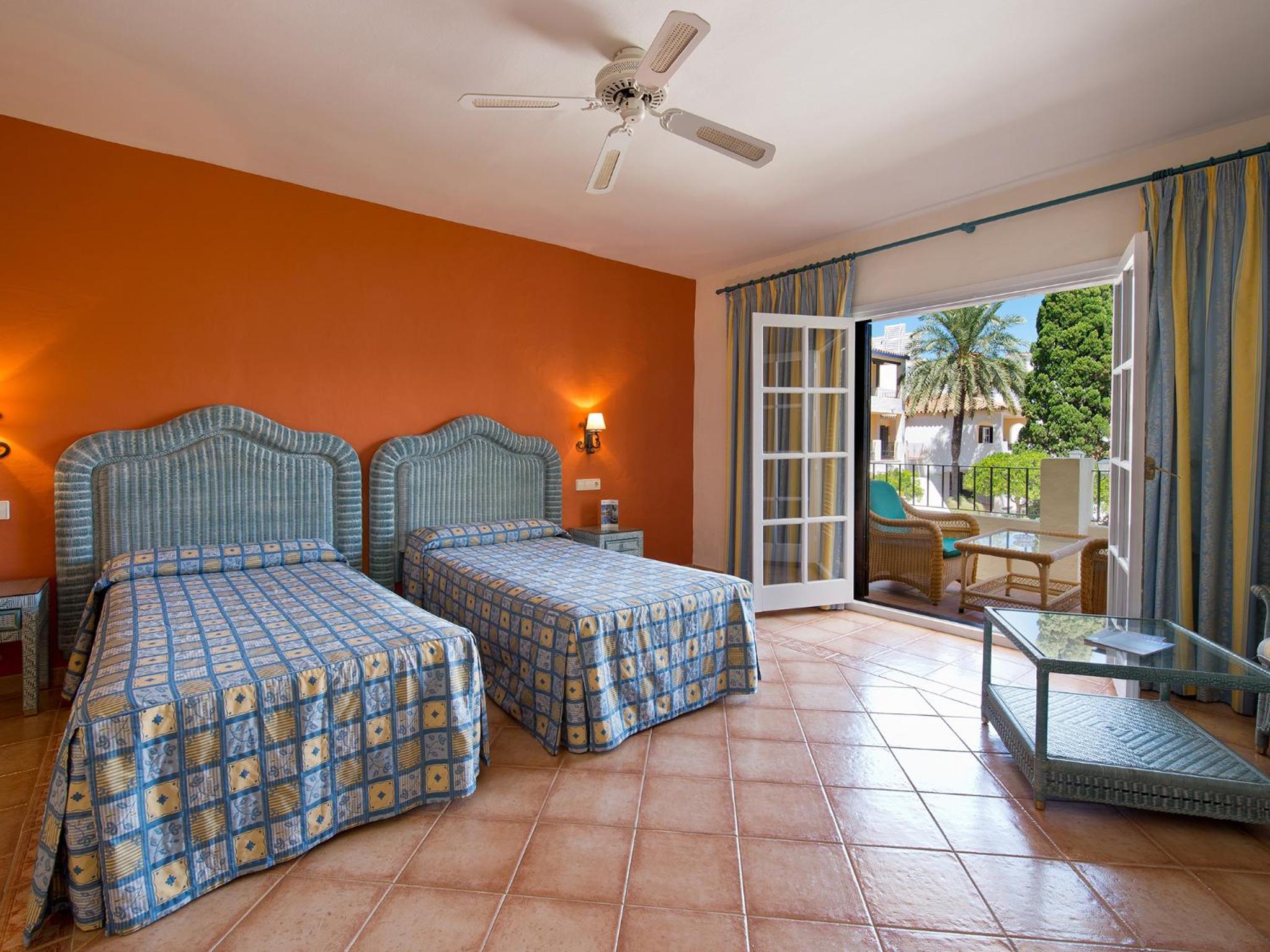 Standard Room (2 Adults + 1 Child)