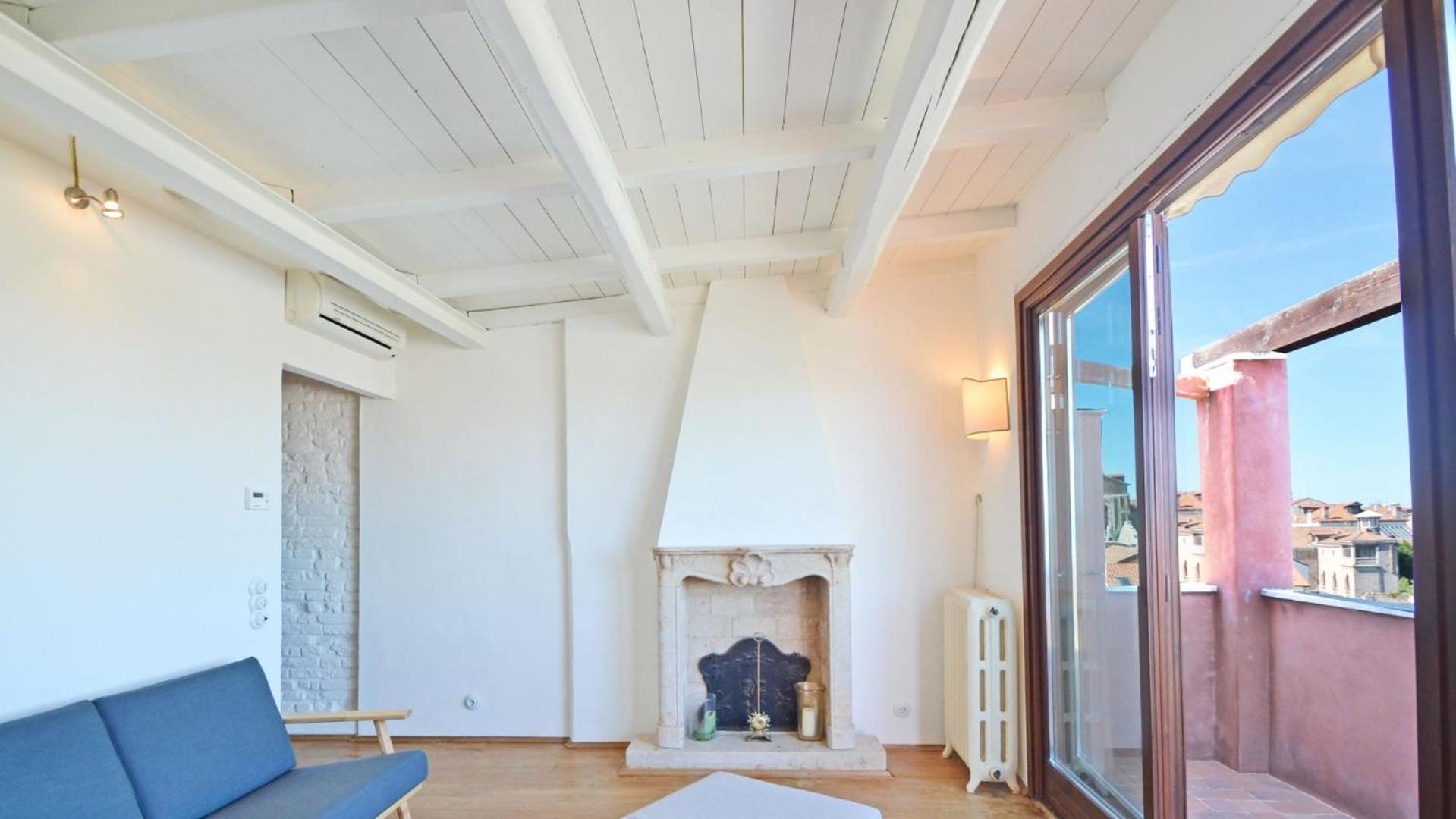 Apartment with Terrace photo 1