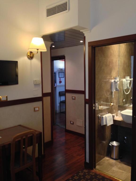 Double or Twin Room photo 1