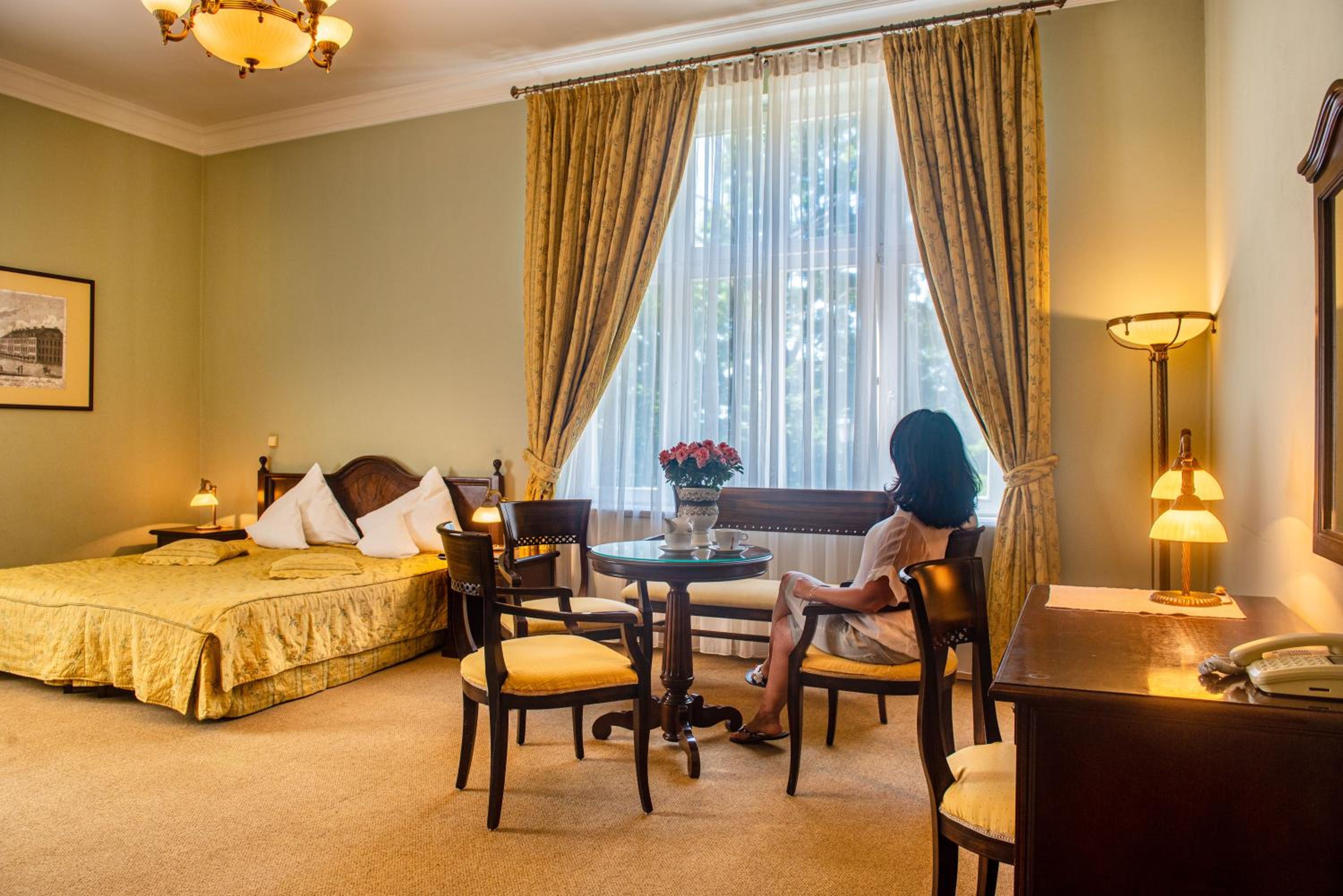 Double Room - Photo 7