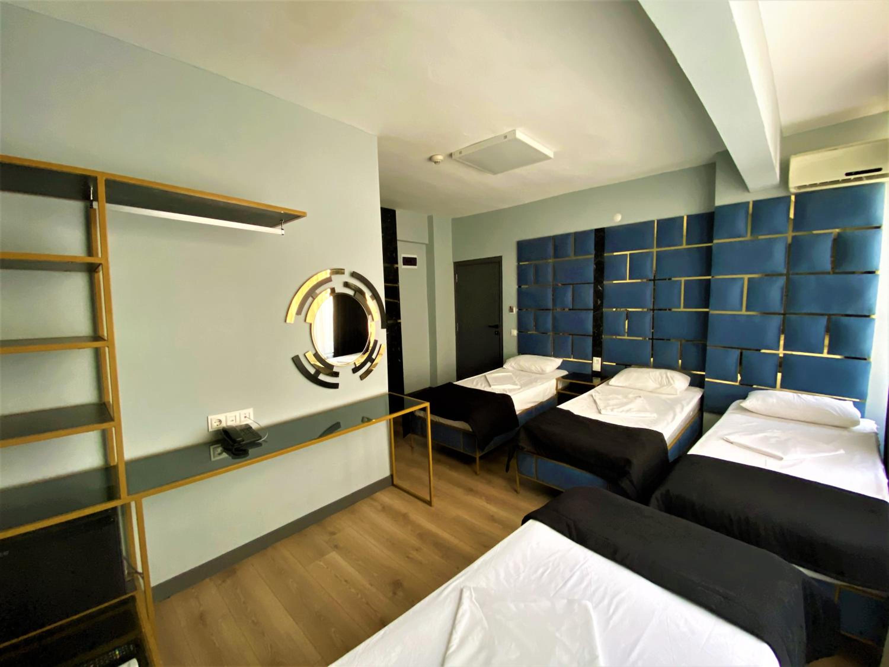 Quadruple Room photo 1