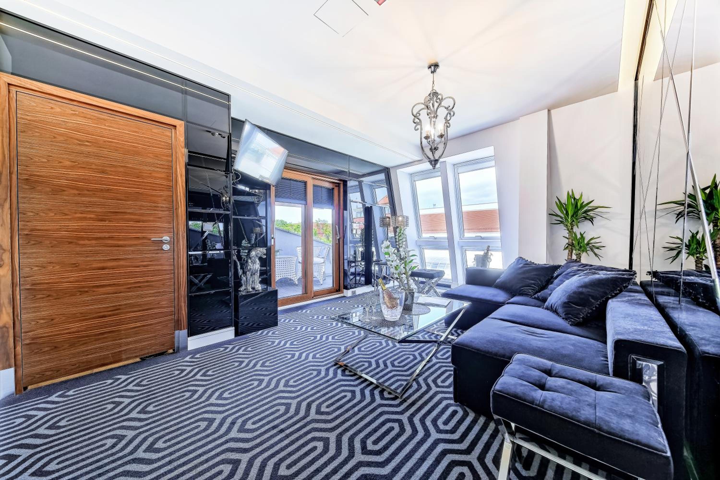 Studio Apartment with Sea View - Photo 14