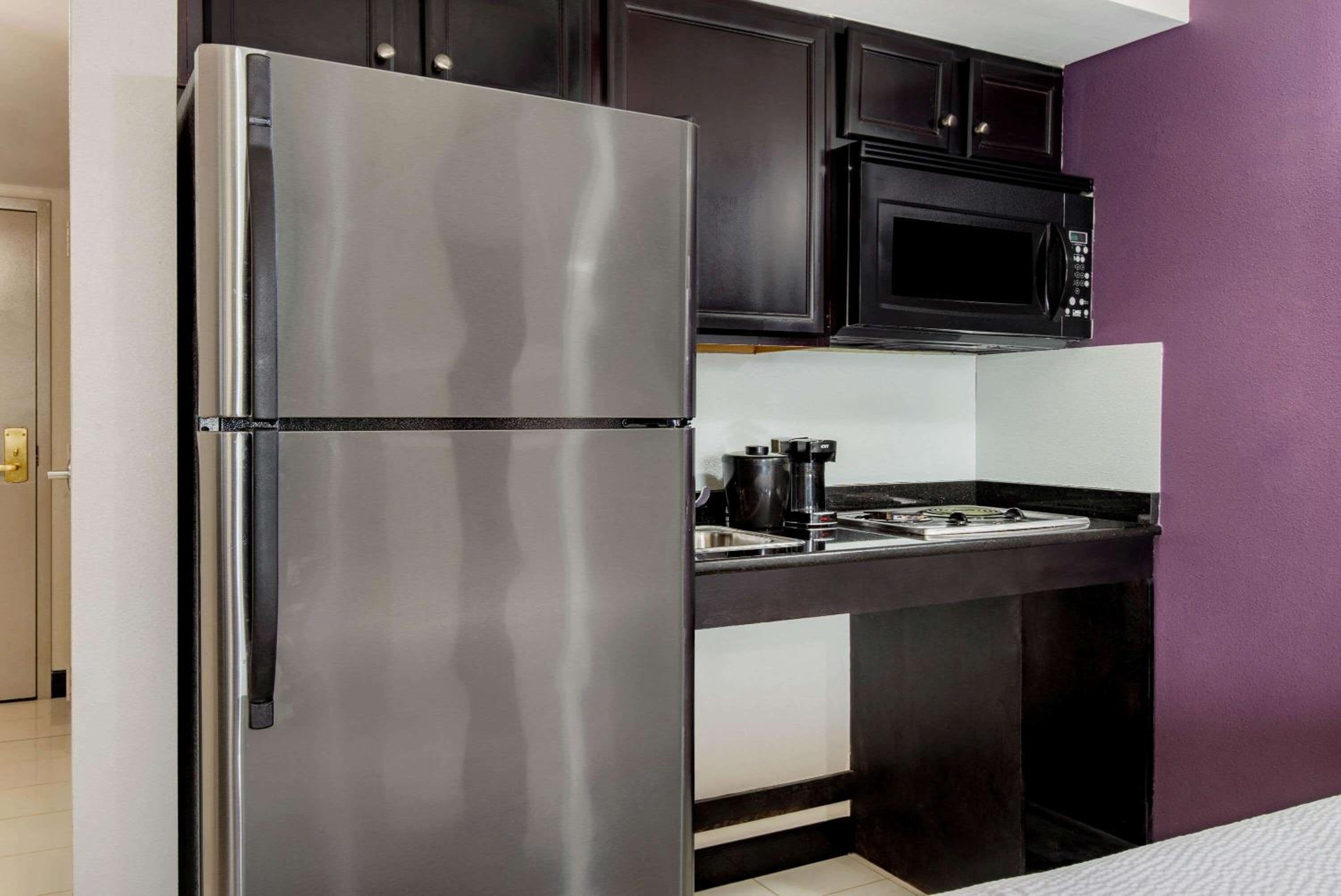 Executive King Room - Photo 10