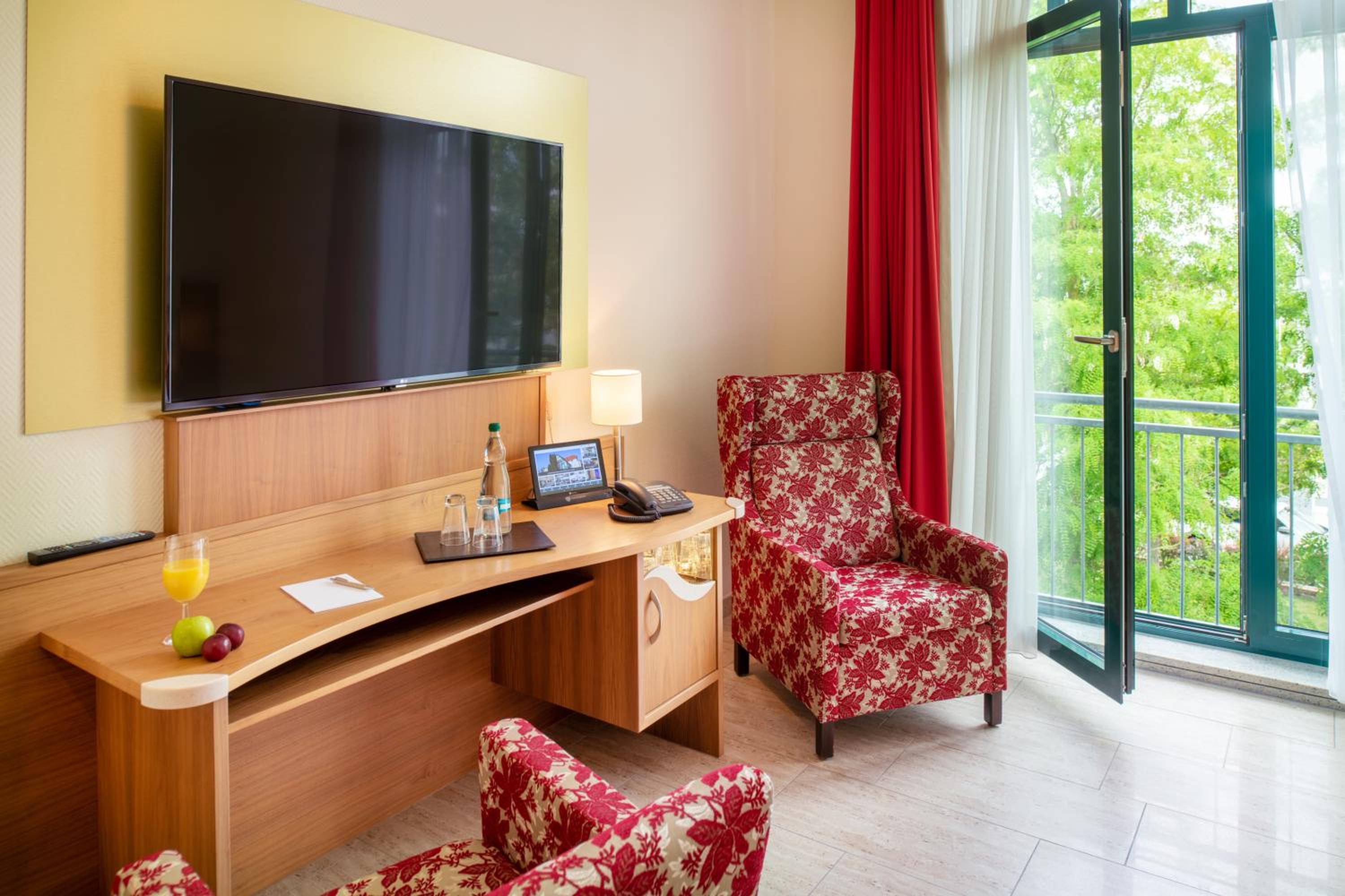Standard Double or Twin Room photo 1