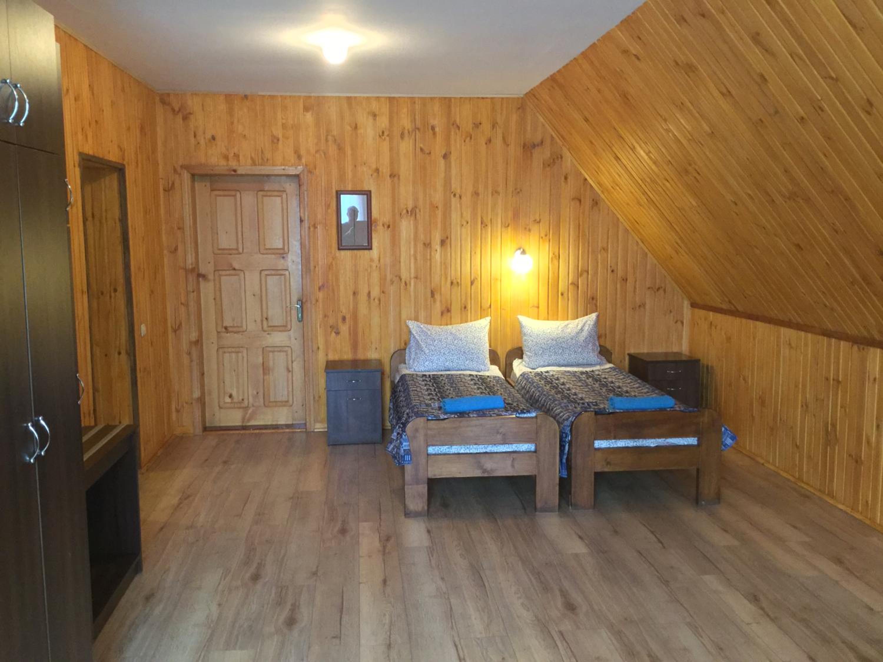 Family Room with Bathroom photo 2