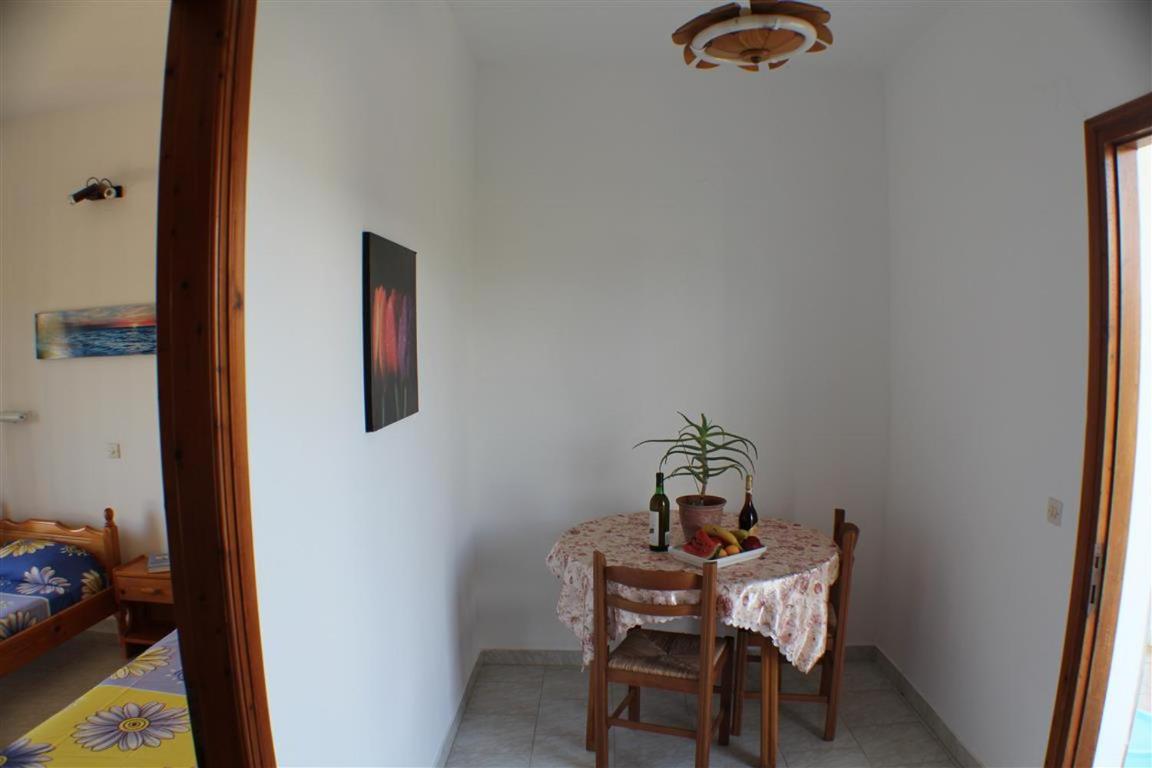 Two-Bedroom Apartment photo 2