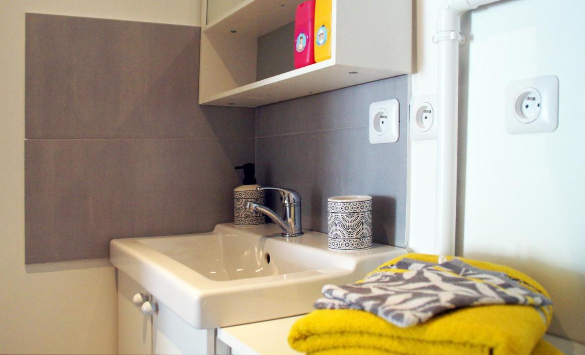 Standard Apartment - Photo 9