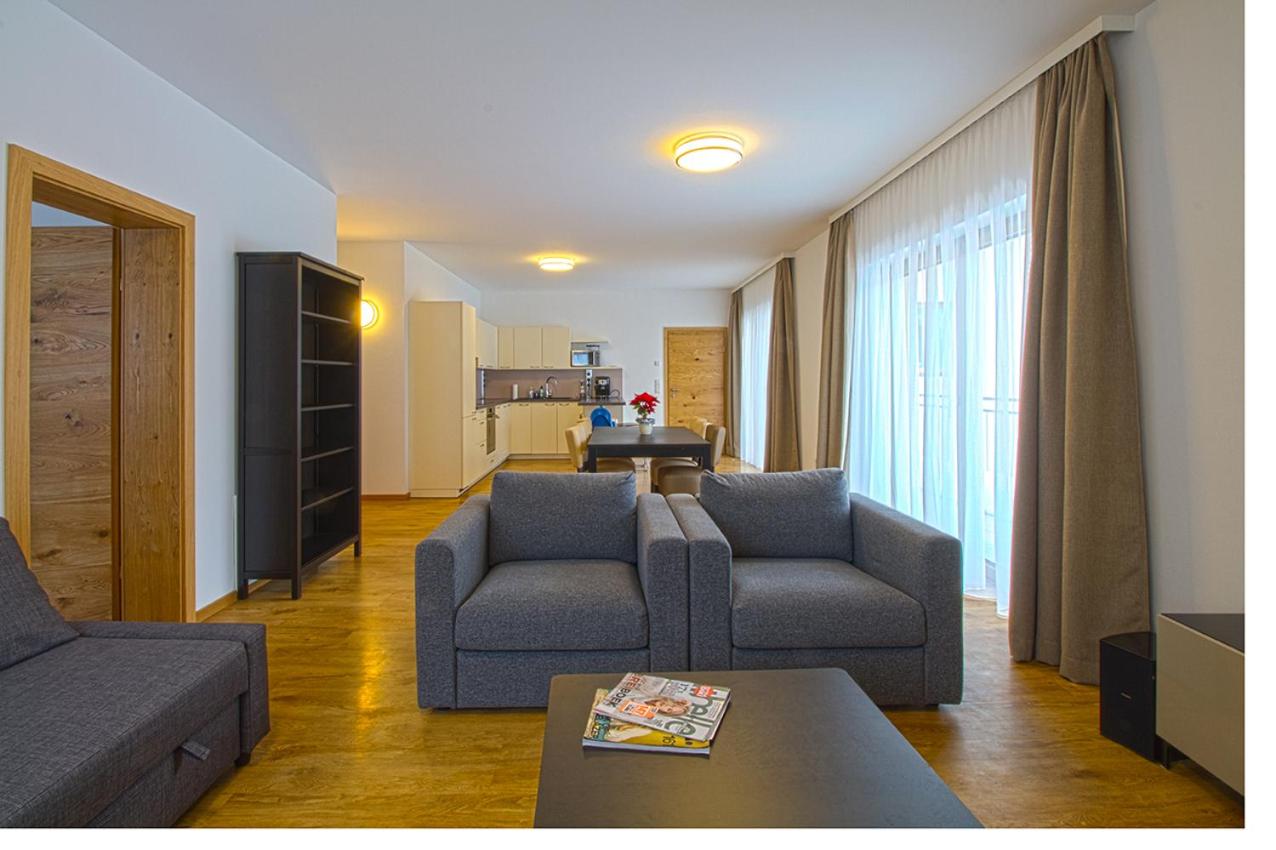 Deluxe Apartment photo 3