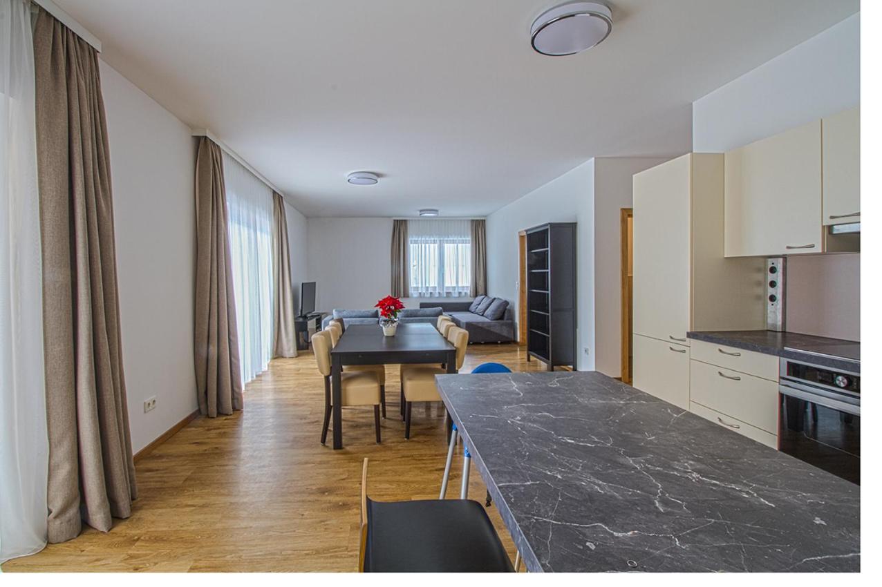 Deluxe Apartment photo 1