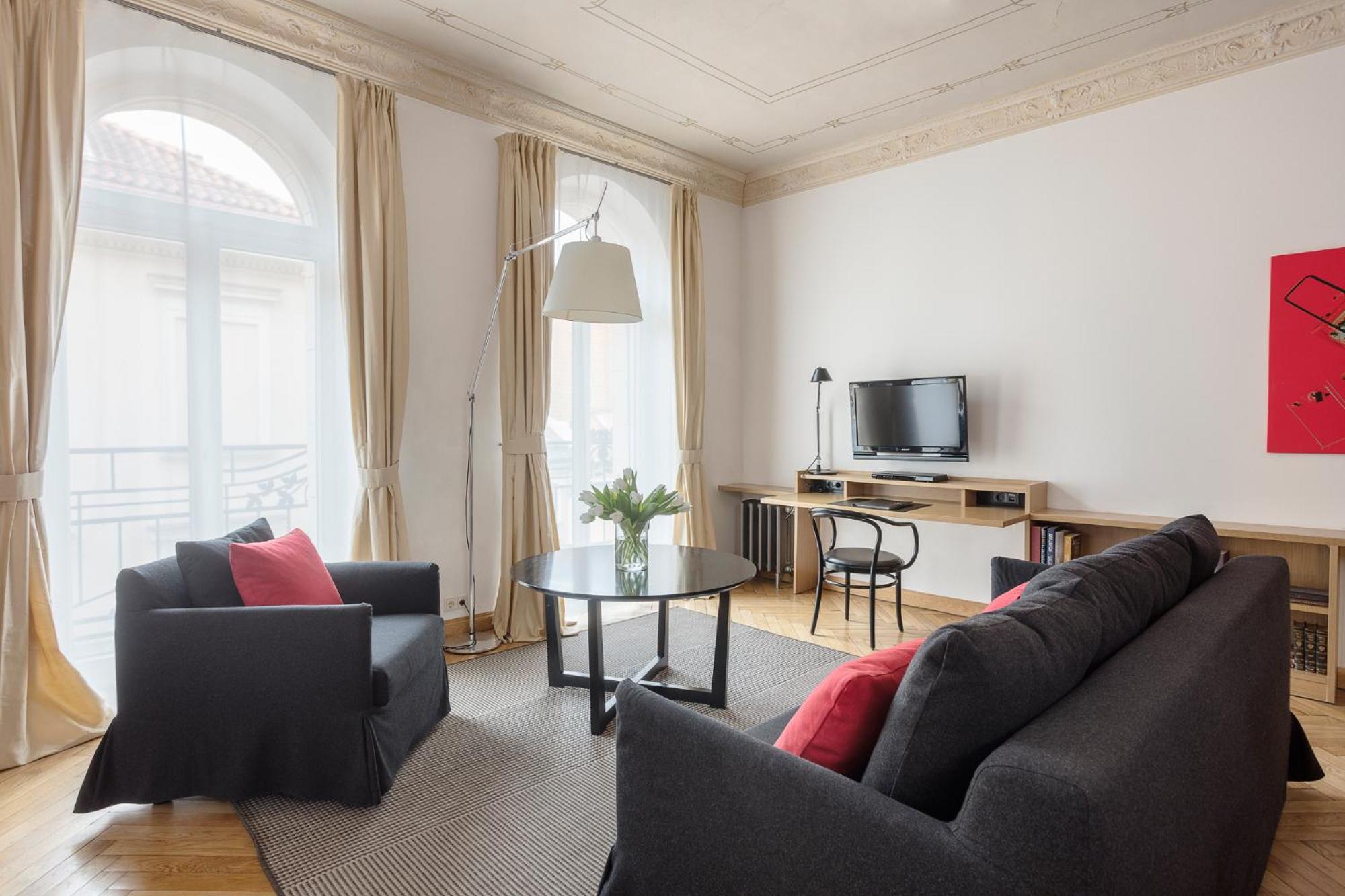 Two-Room Apartment - Photo 3