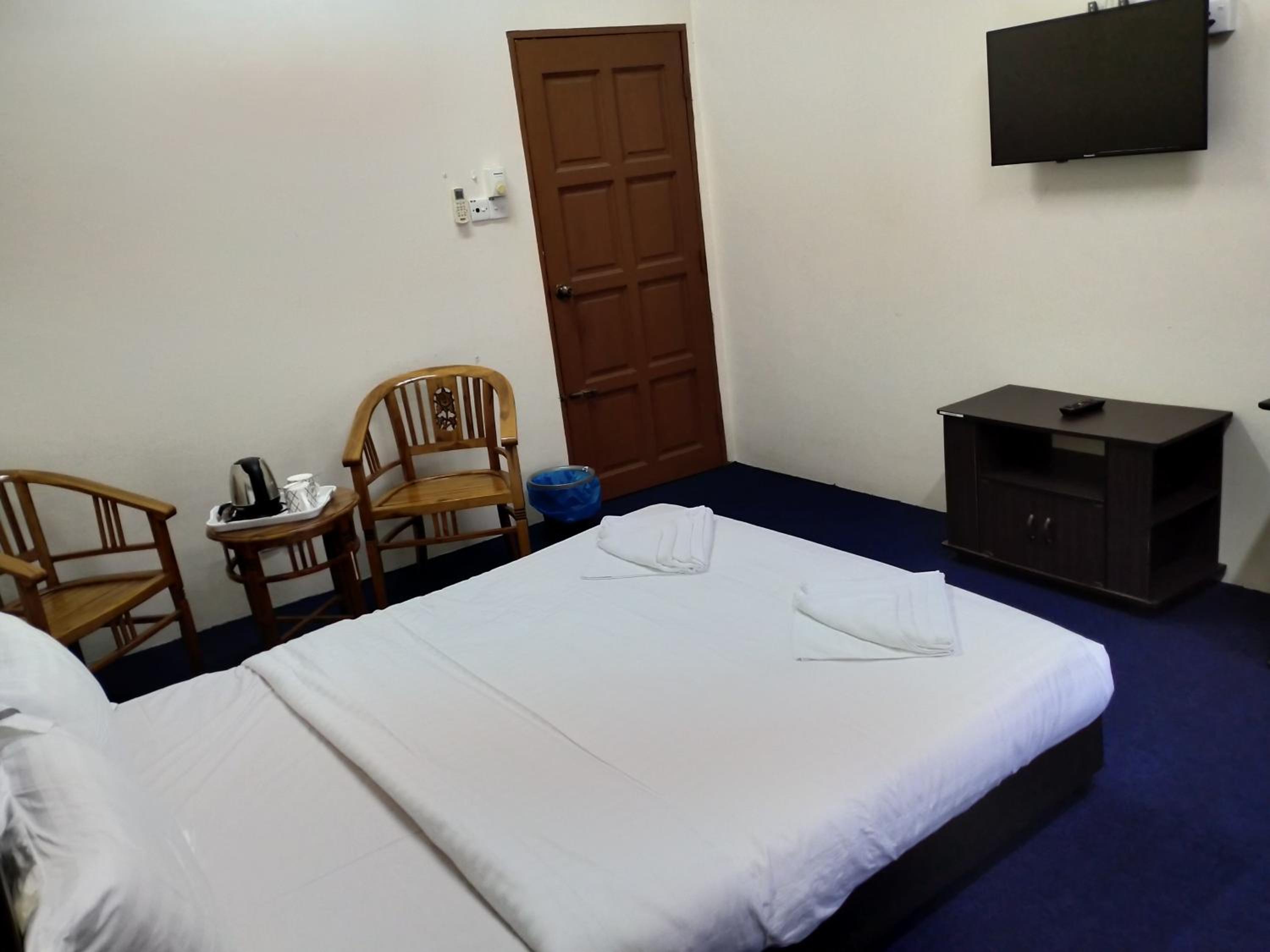 Twin Room with Balcony
