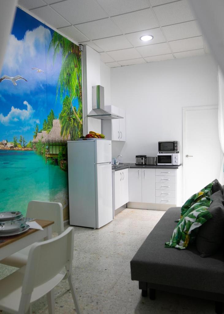One-Bedroom Apartment - Photo 24