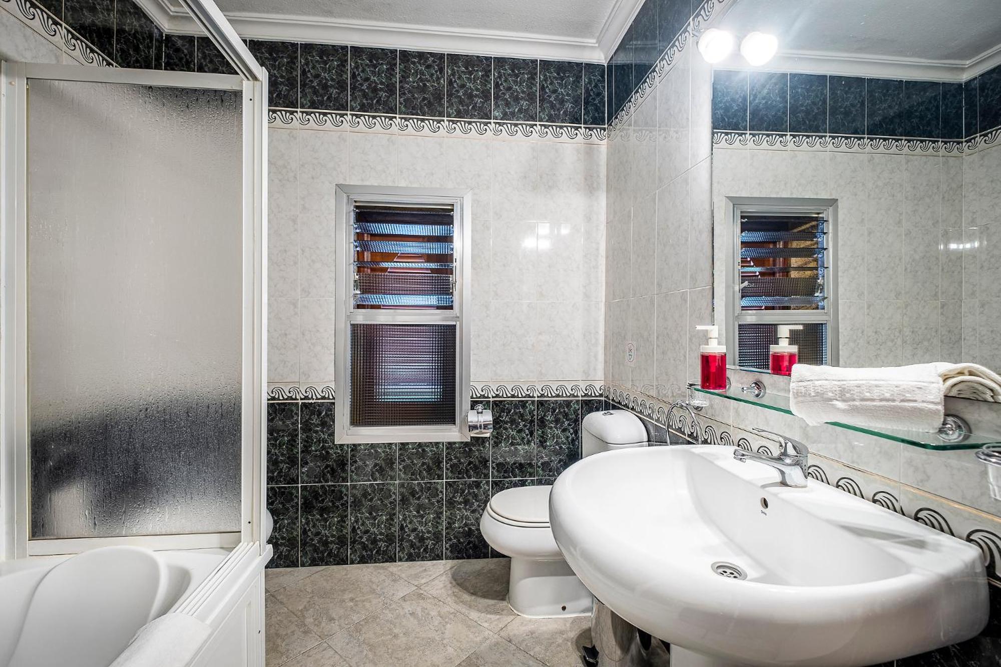 Special Double Room - Photo 25