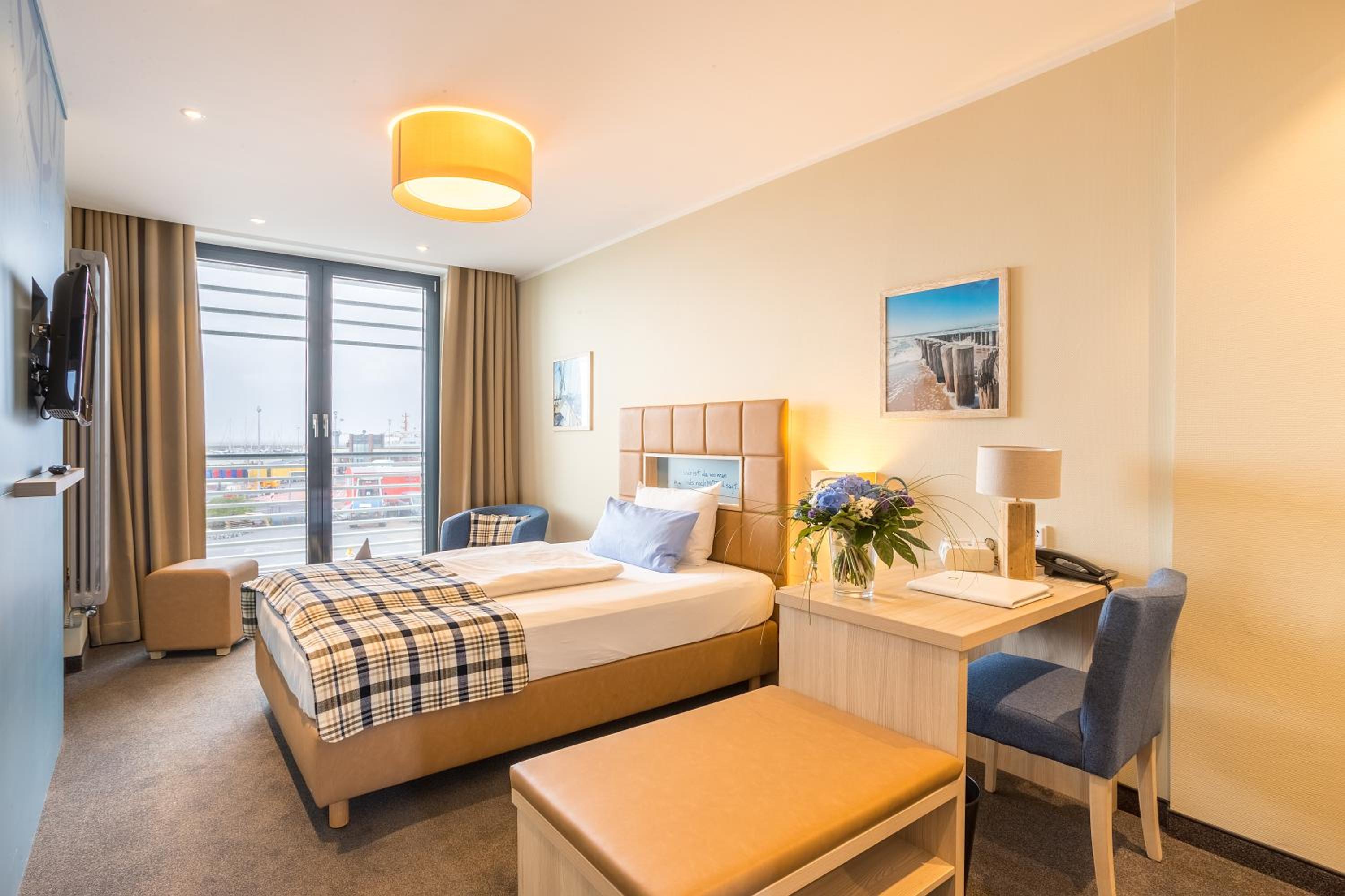 Superior Single Room with Sea View