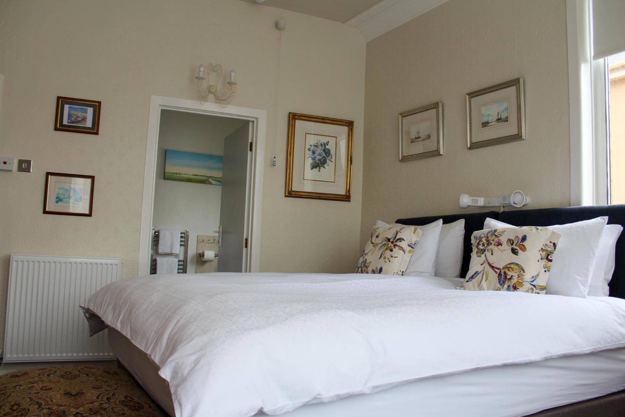 Deluxe Double or Twin Room with Sea View