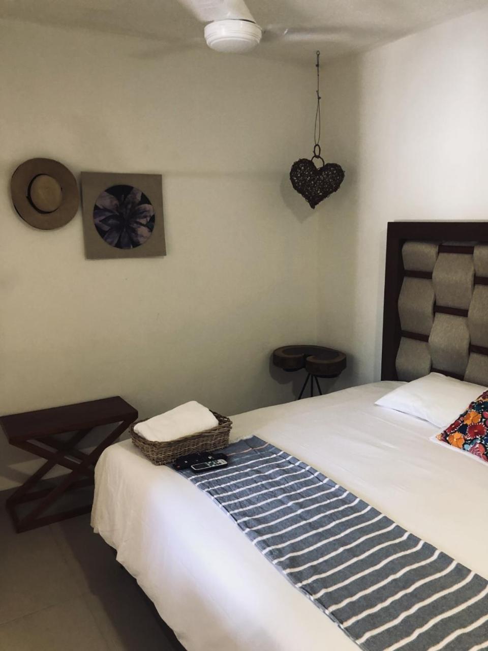 Deluxe King Room photo 3