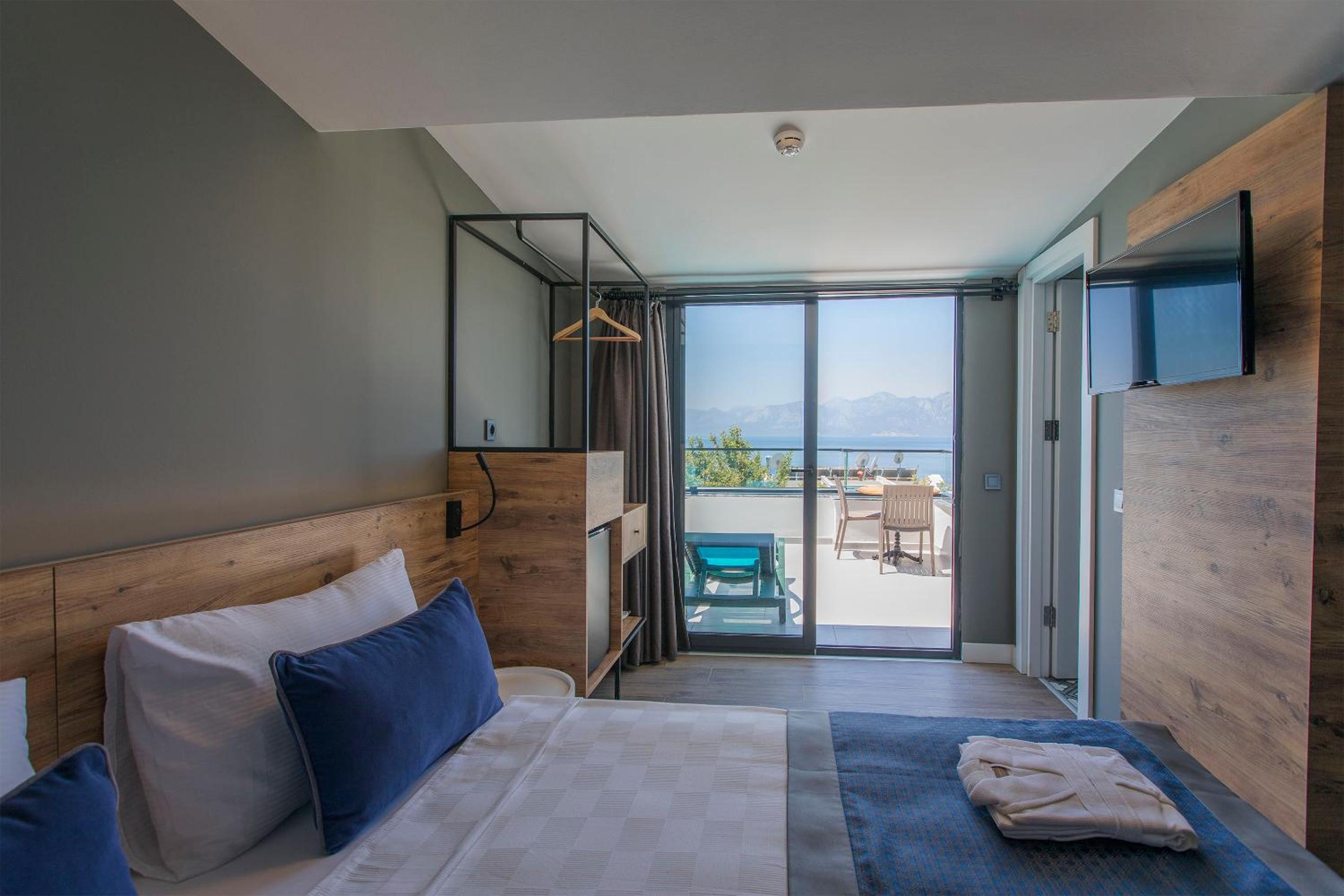 Junior Suite with Terrace