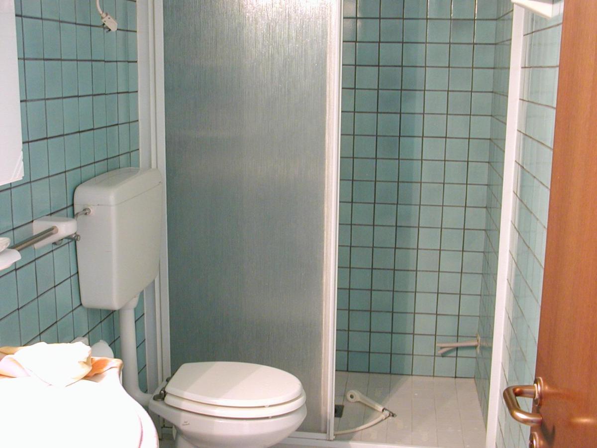 Two-Bedroom Apartment photo 3
