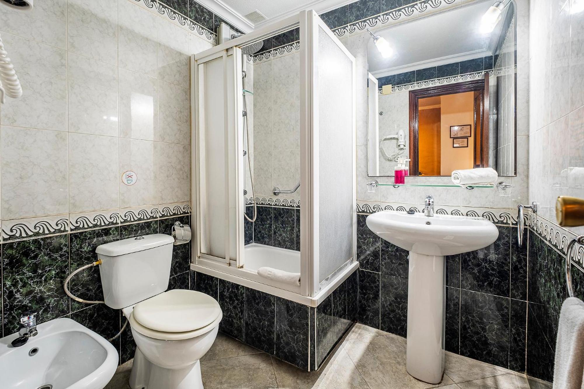 Special Double Room - Photo 3