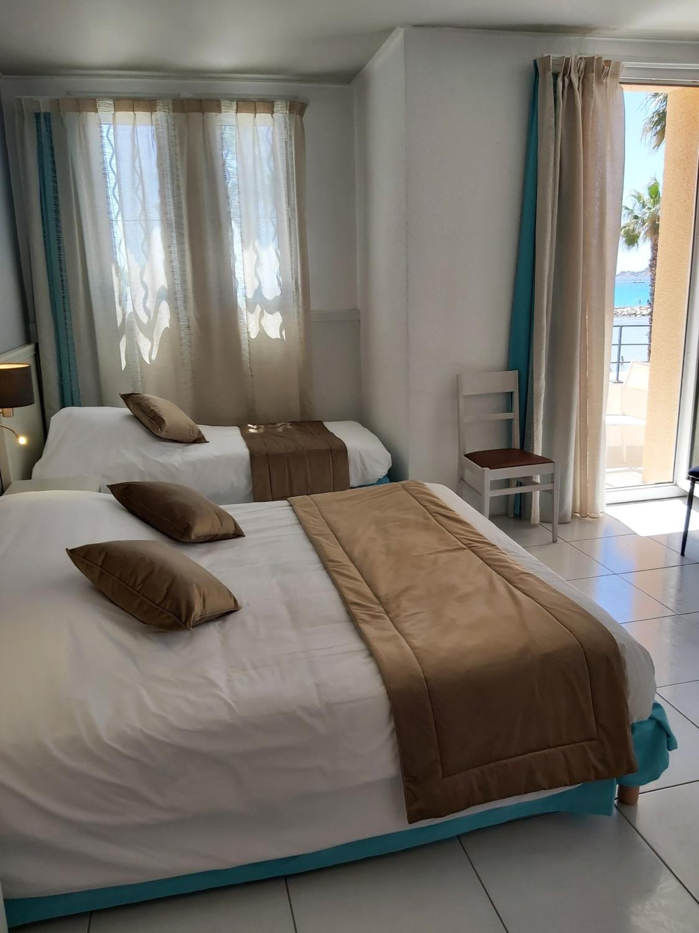 Quadruple Room With Sea View