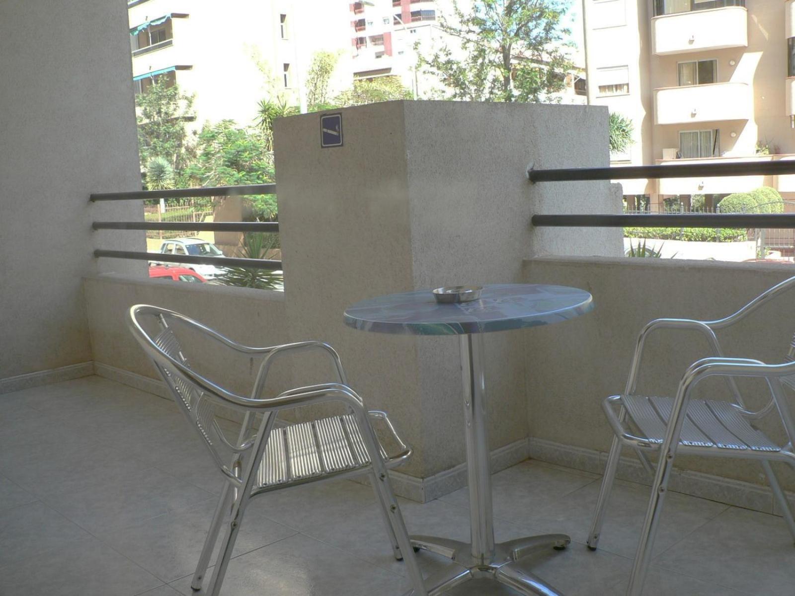 Twin Room with Balcony - Photo 5