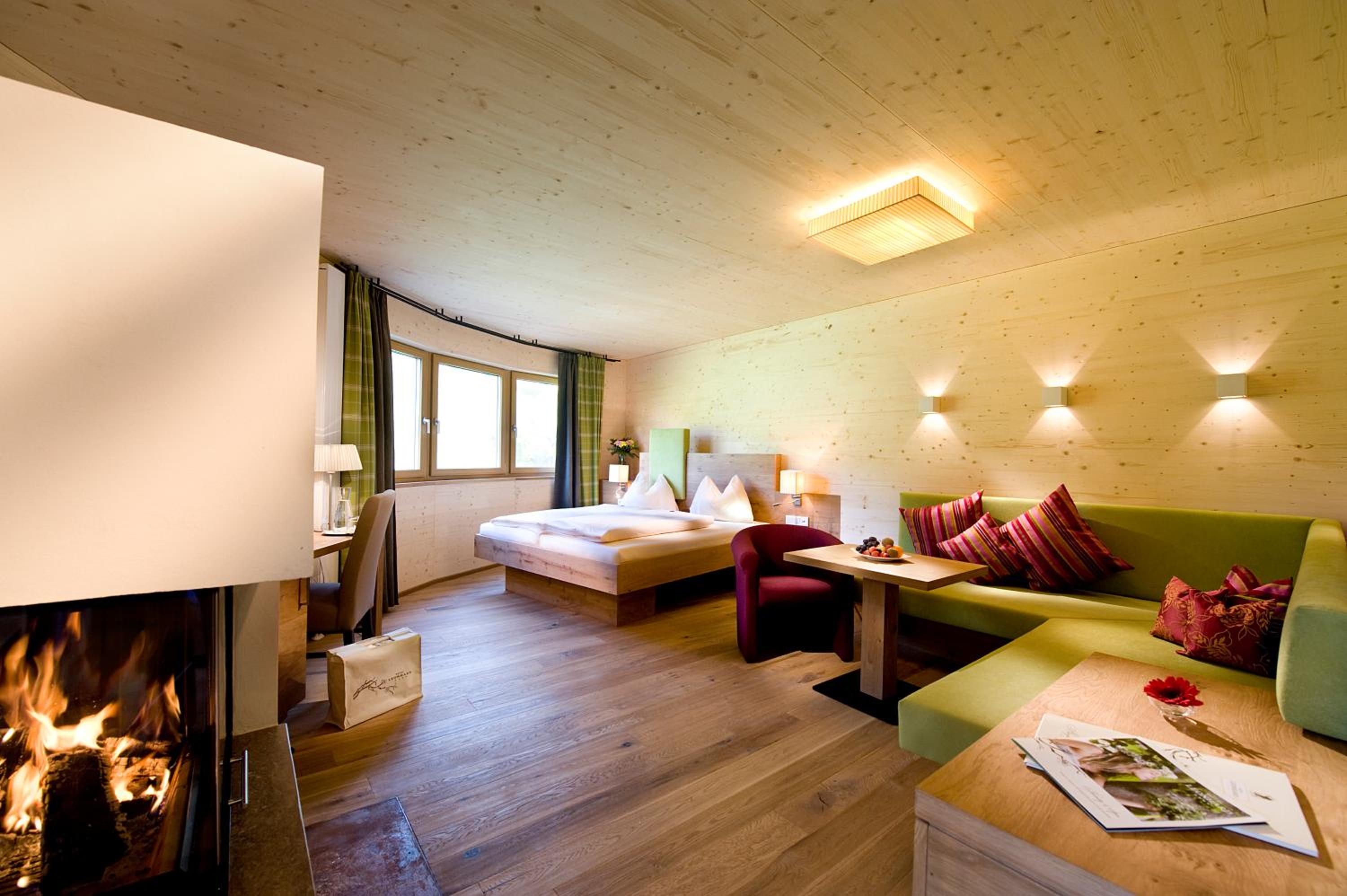 Deluxe Suite - Photo 1