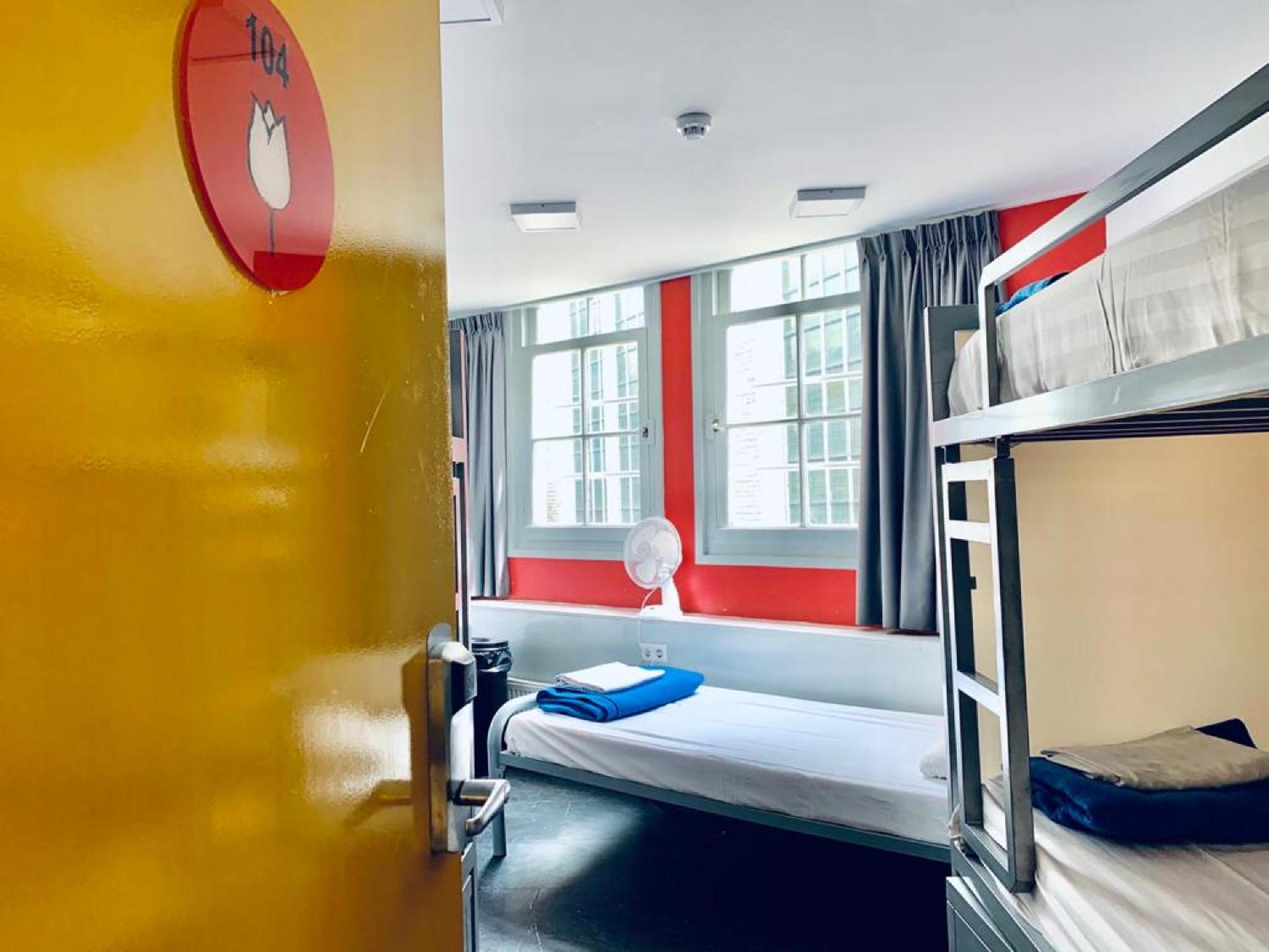 Bunk Bed in Mixed Dormitory Room photo 1