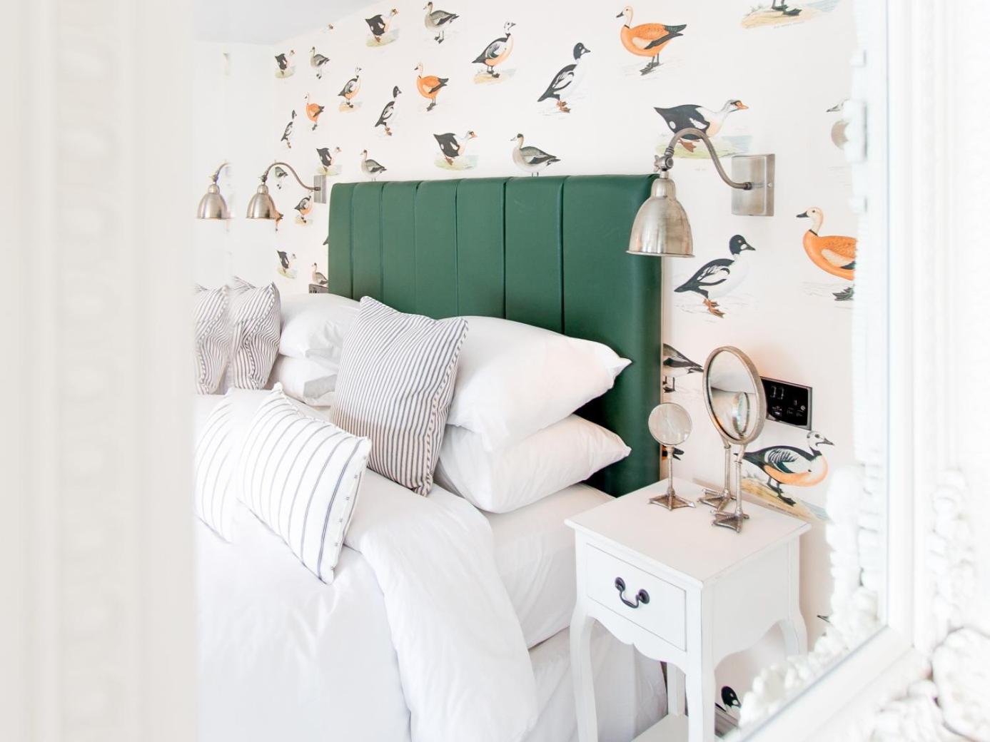 Deluxe Junior Suite photo 1