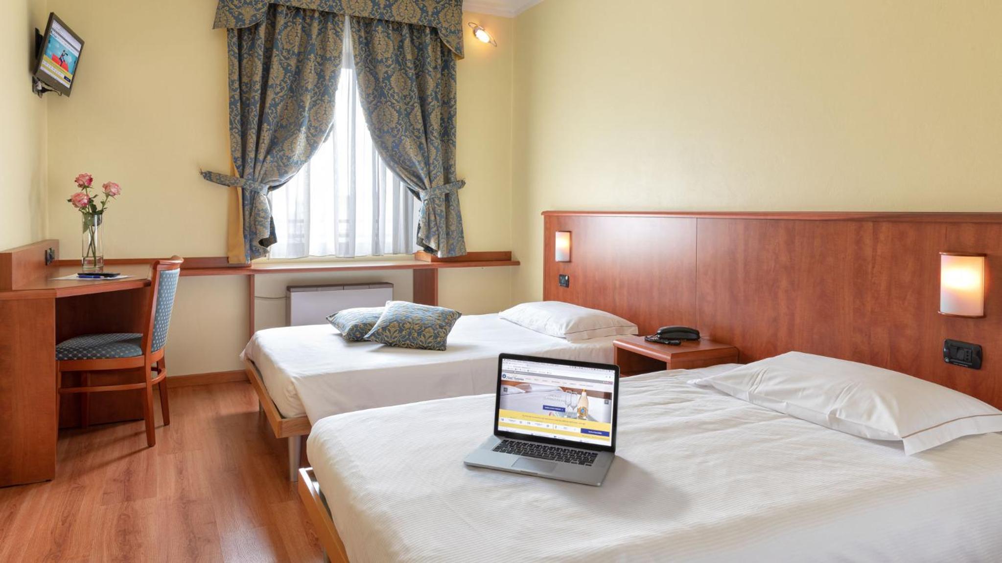 Superior Queen Room with Two Queen Beds
