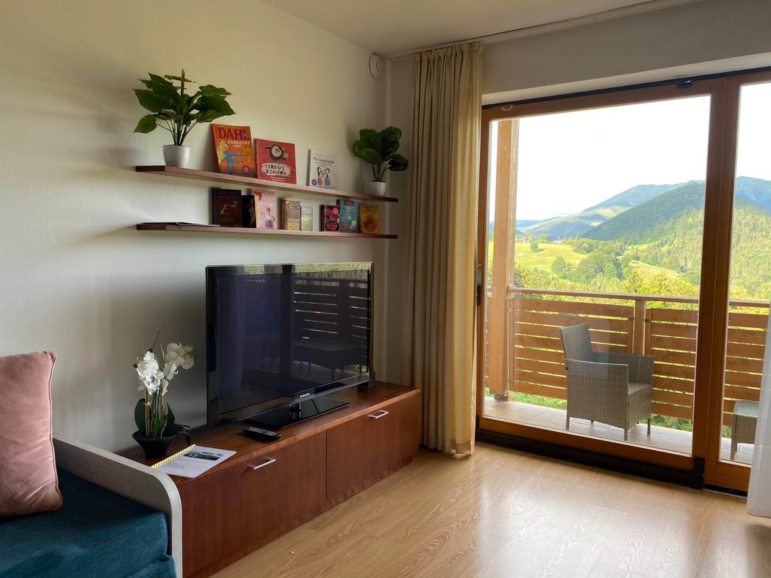 One-Bedroom Apartment - Photo 43