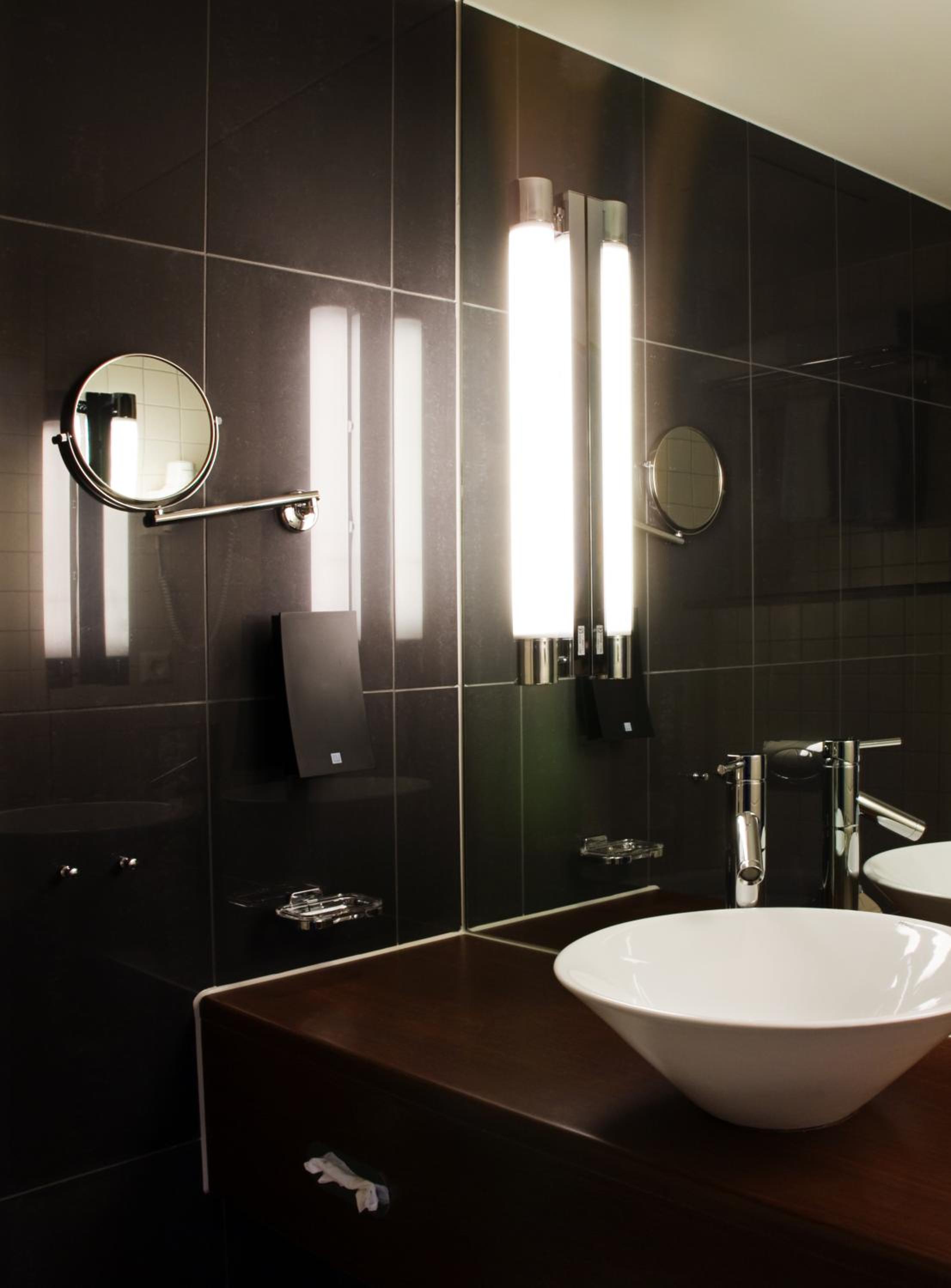 Standard Double or Twin Room - Photo 3