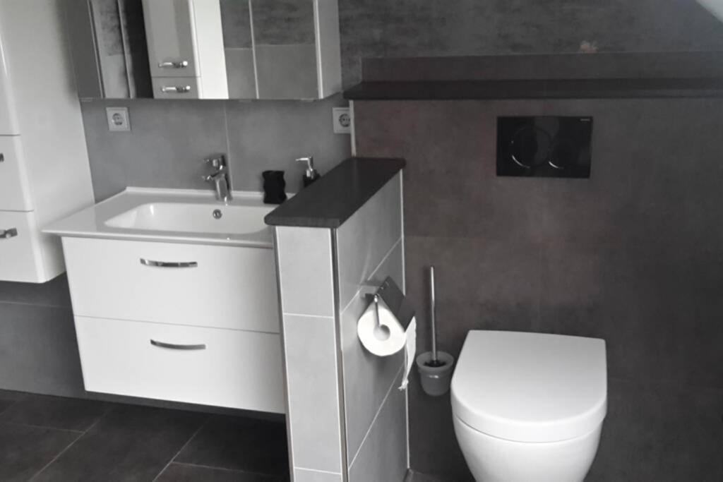 One-Bedroom Apartment - Photo 7