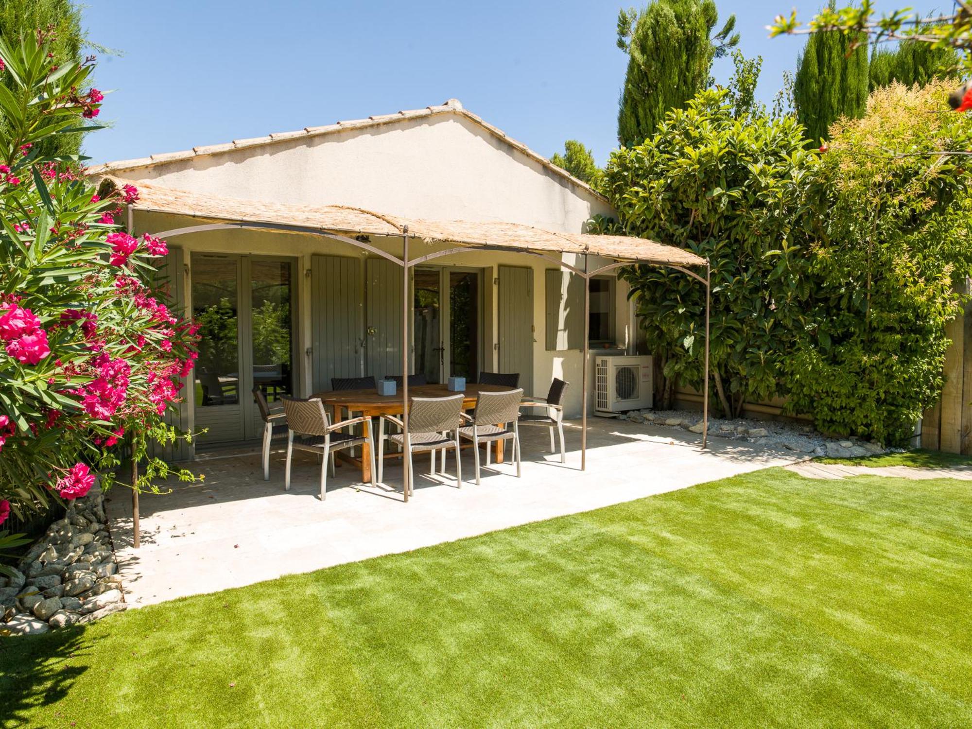 Holiday Home with private garden  - Photo 5